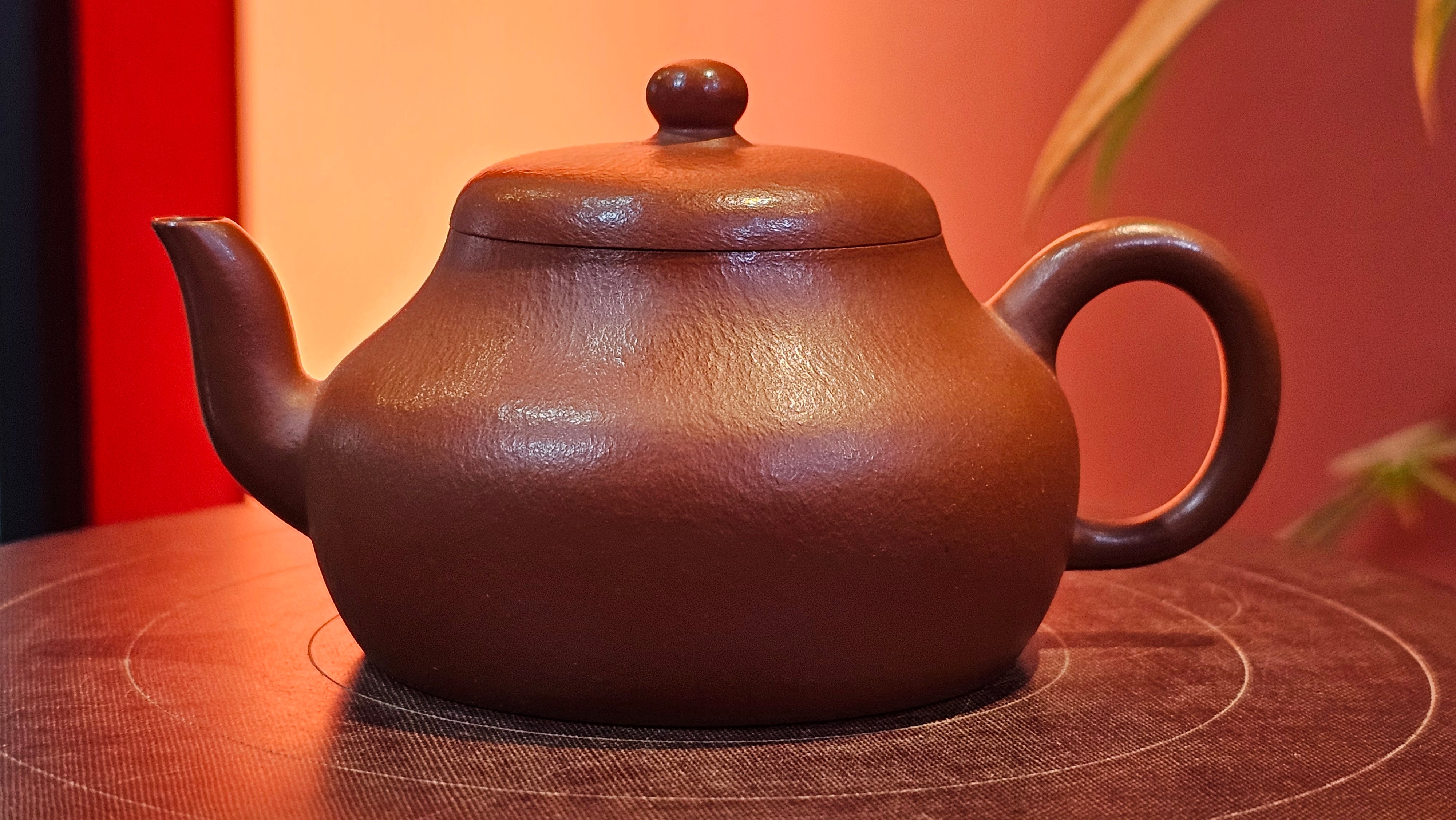 Jun De 君德, 119.3ml, Xiao Mei Yao Zhu Ni 小煤窑朱泥,  by our Collaborative Senior Craftsman Chen Yue Fei 陈跃飞 ~ Congratulations to Mr K.M., 1629hrs 23rd May 2025, Kraków, Poland 🇵🇱.