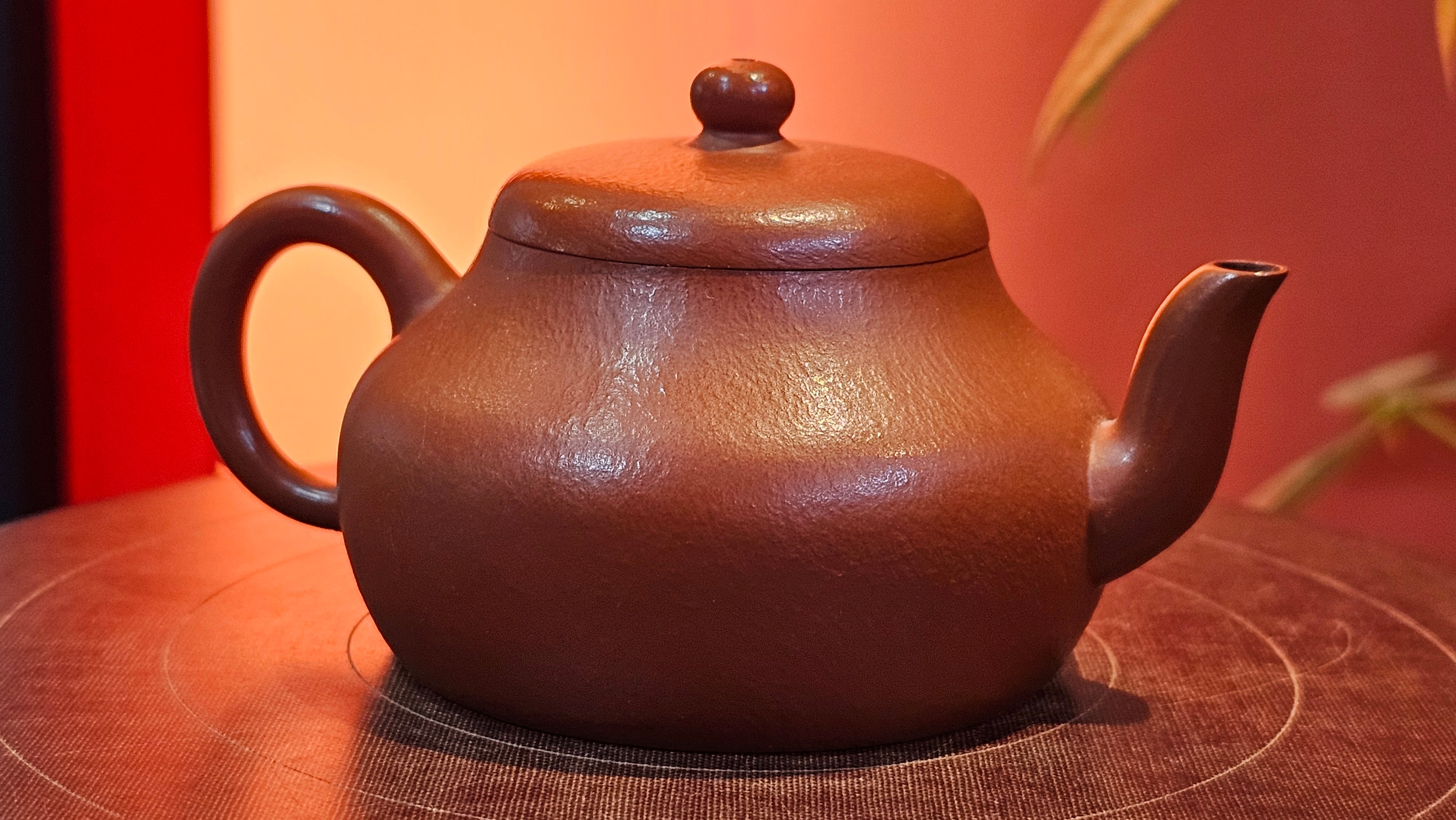 Jun De 君德, 119.3ml, Xiao Mei Yao Zhu Ni 小煤窑朱泥,  by our Collaborative Senior Craftsman Chen Yue Fei 陈跃飞 ~ Congratulations to Mr K.M., 1629hrs 23rd May 2025, Kraków, Poland 🇵🇱.