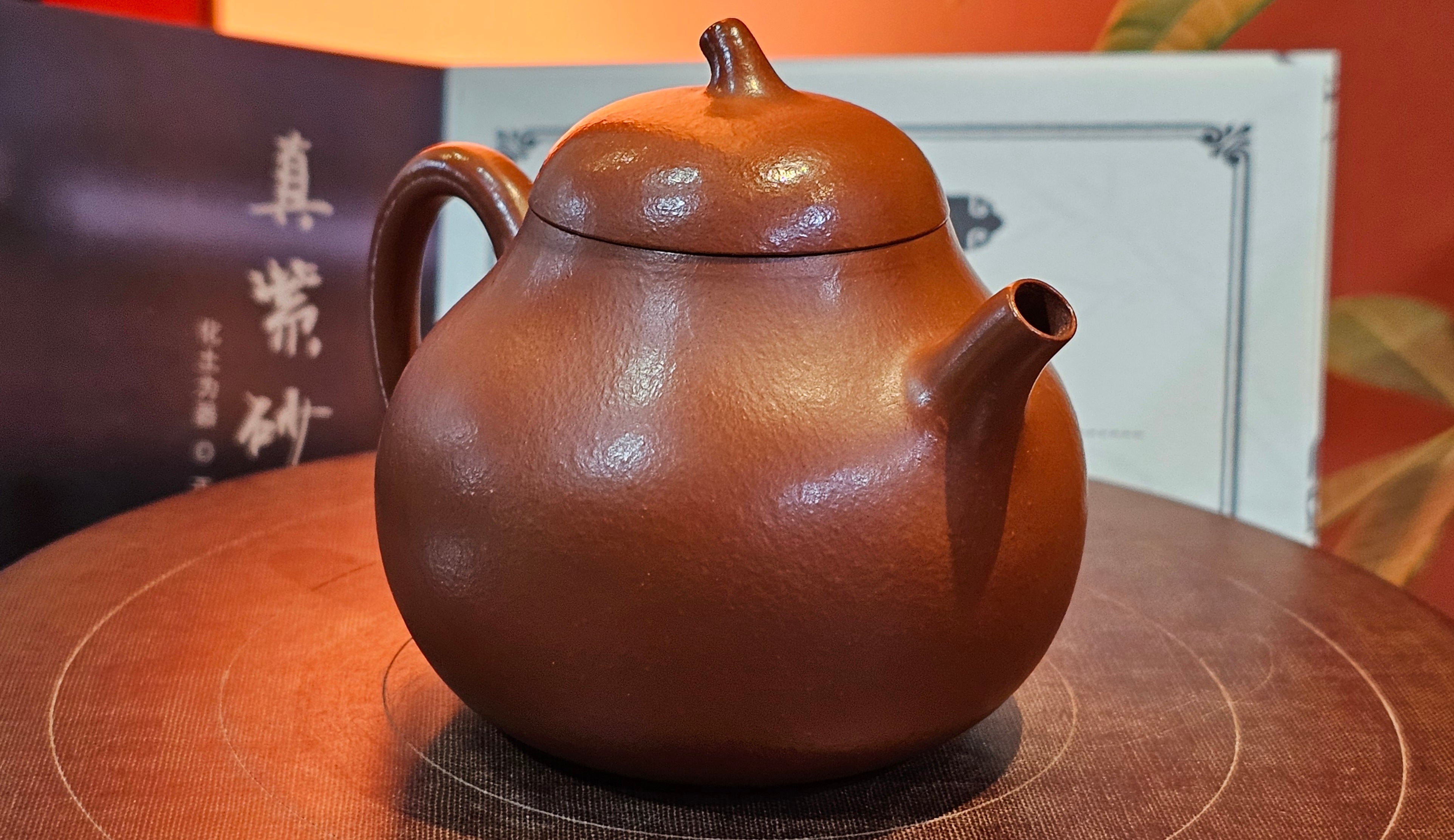 Qie Gua 茄瓜, 140.6ml, Xiao Mei Yao Zhu Ni 小煤窑朱泥,  by our Collaborative Craftsman Wang Hui 王慧 ~ Congratulations to Mr L.M., 0919hrs 26th May 2025, Kassel, Germany 🇩🇪.