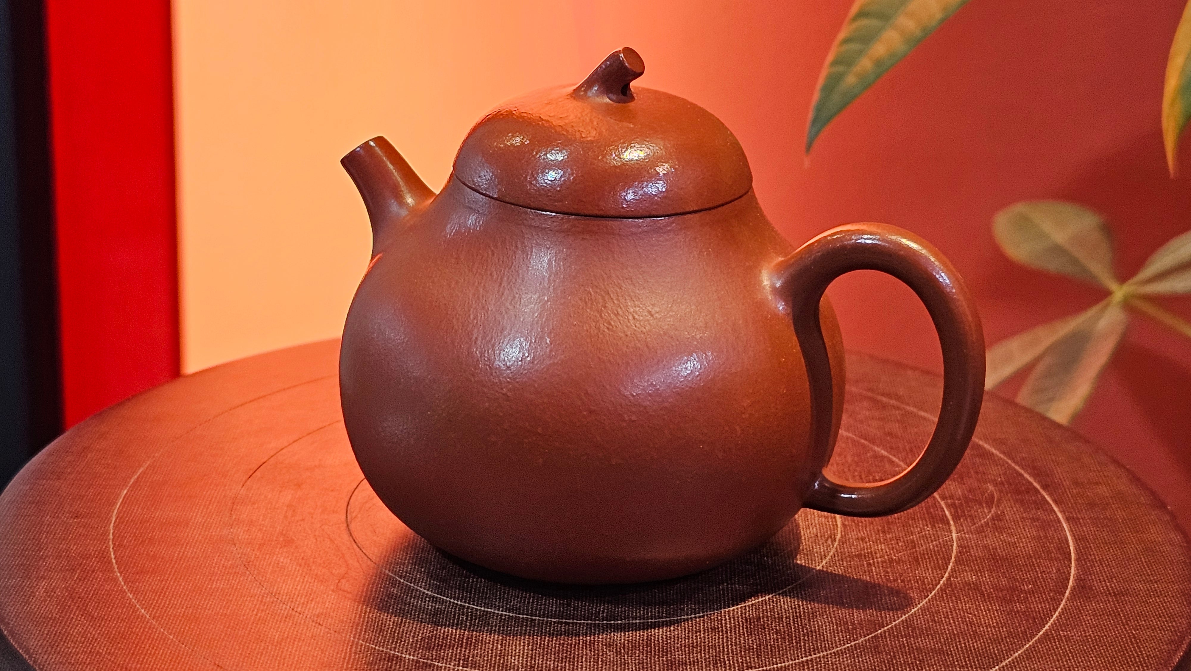 Qie Gua 茄瓜, 140.6ml, Xiao Mei Yao Zhu Ni 小煤窑朱泥,  by our Collaborative Craftsman Wang Hui 王慧 ~ Congratulations to Mr L.M., 0919hrs 26th May 2025, Kassel, Germany 🇩🇪.