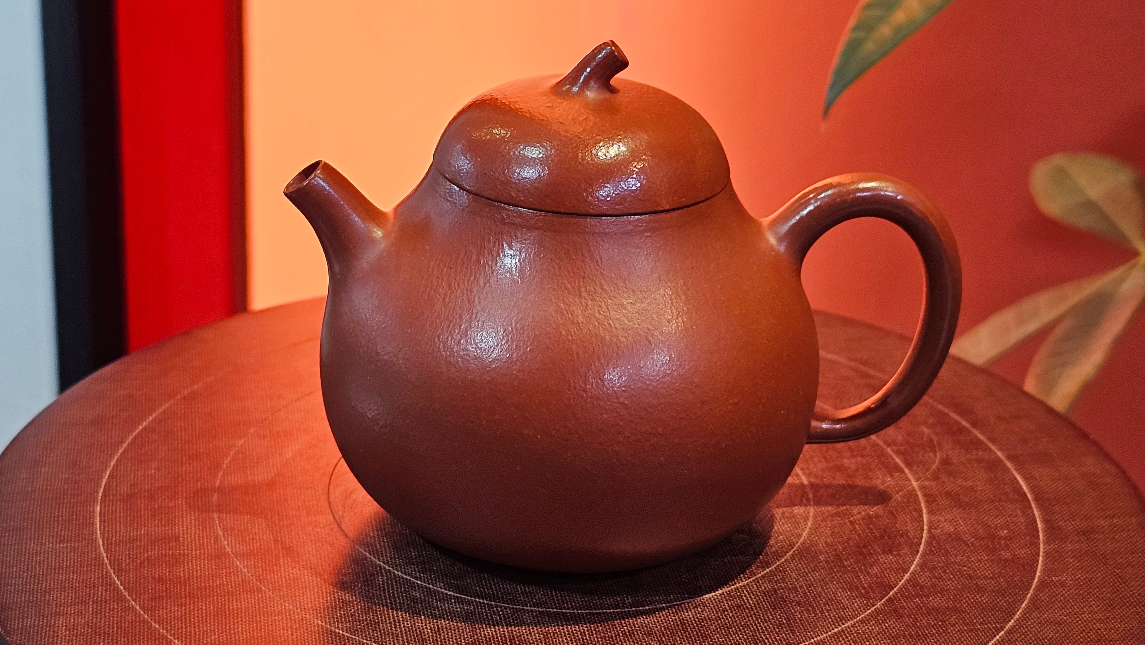 Qie Gua 茄瓜, 140.6ml, Xiao Mei Yao Zhu Ni 小煤窑朱泥,  by our Collaborative Craftsman Wang Hui 王慧 ~ Congratulations to Mr L.M., 0919hrs 26th May 2025, Kassel, Germany 🇩🇪.