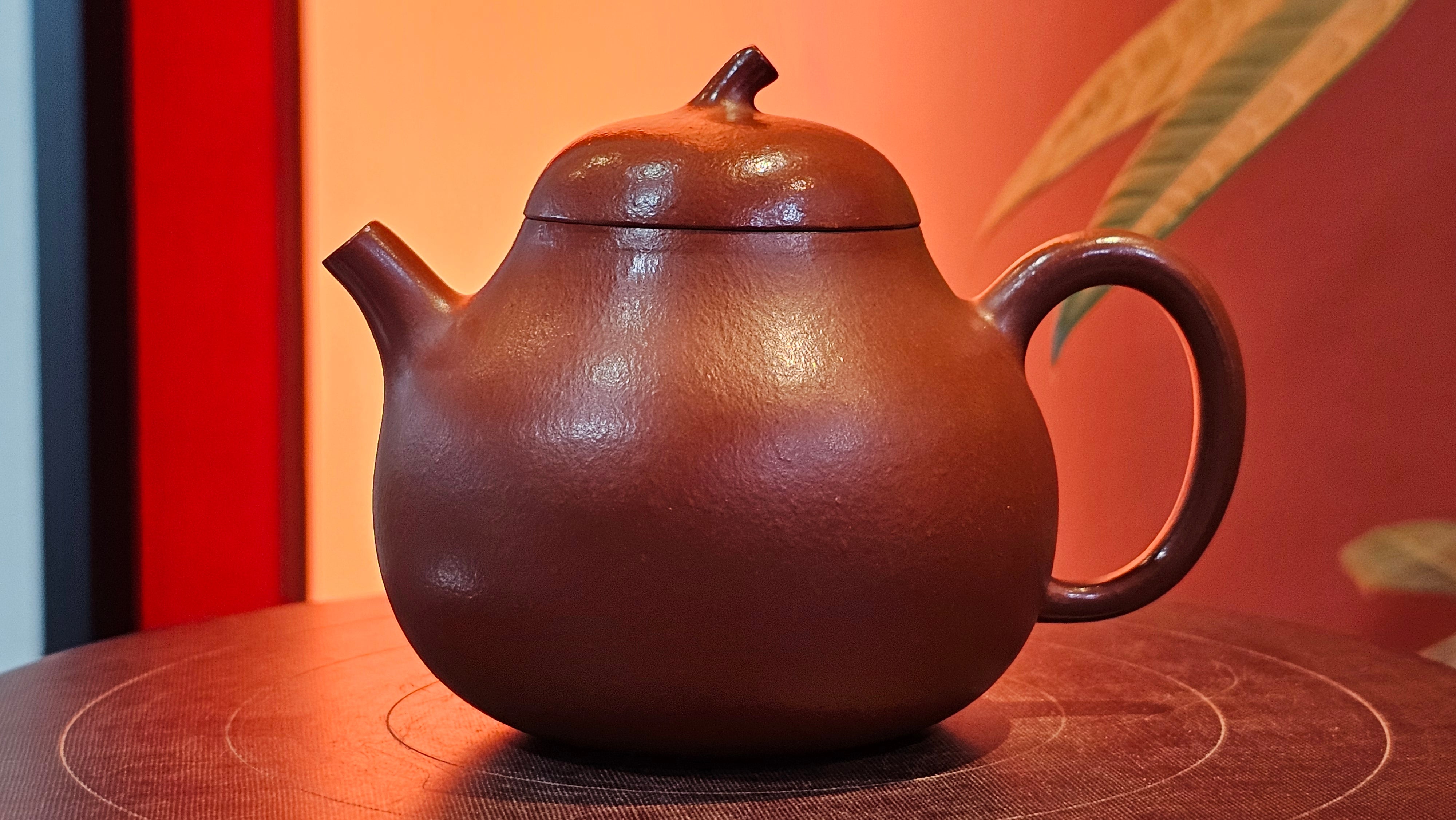 Qie Gua 茄瓜, 140.6ml, Xiao Mei Yao Zhu Ni 小煤窑朱泥,  by our Collaborative Craftsman Wang Hui 王慧 ~ Congratulations to Mr L.M., 0919hrs 26th May 2025, Kassel, Germany 🇩🇪.