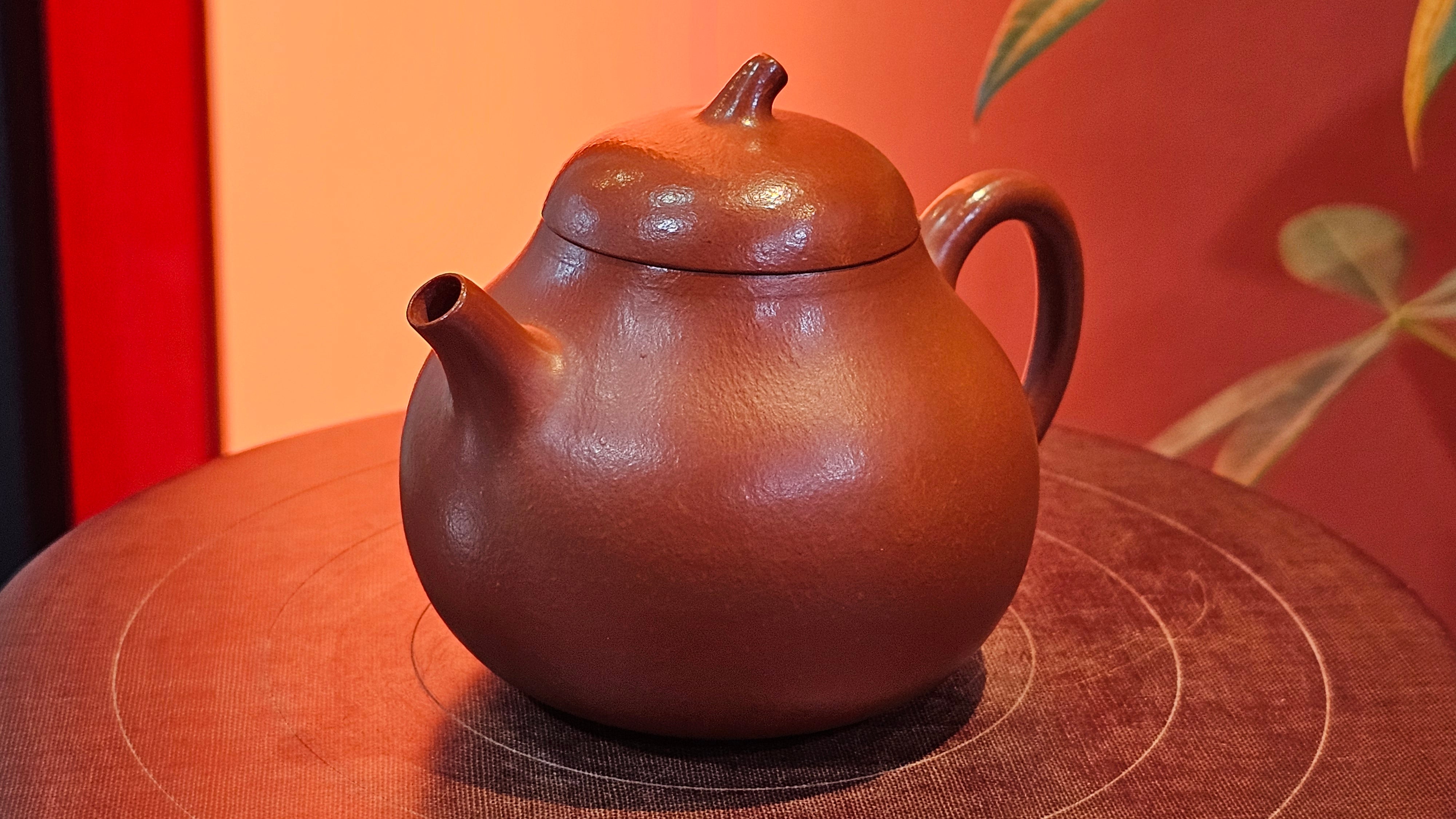 Qie Gua 茄瓜, 140.6ml, Xiao Mei Yao Zhu Ni 小煤窑朱泥,  by our Collaborative Craftsman Wang Hui 王慧 ~ Congratulations to Mr L.M., 0919hrs 26th May 2025, Kassel, Germany 🇩🇪.