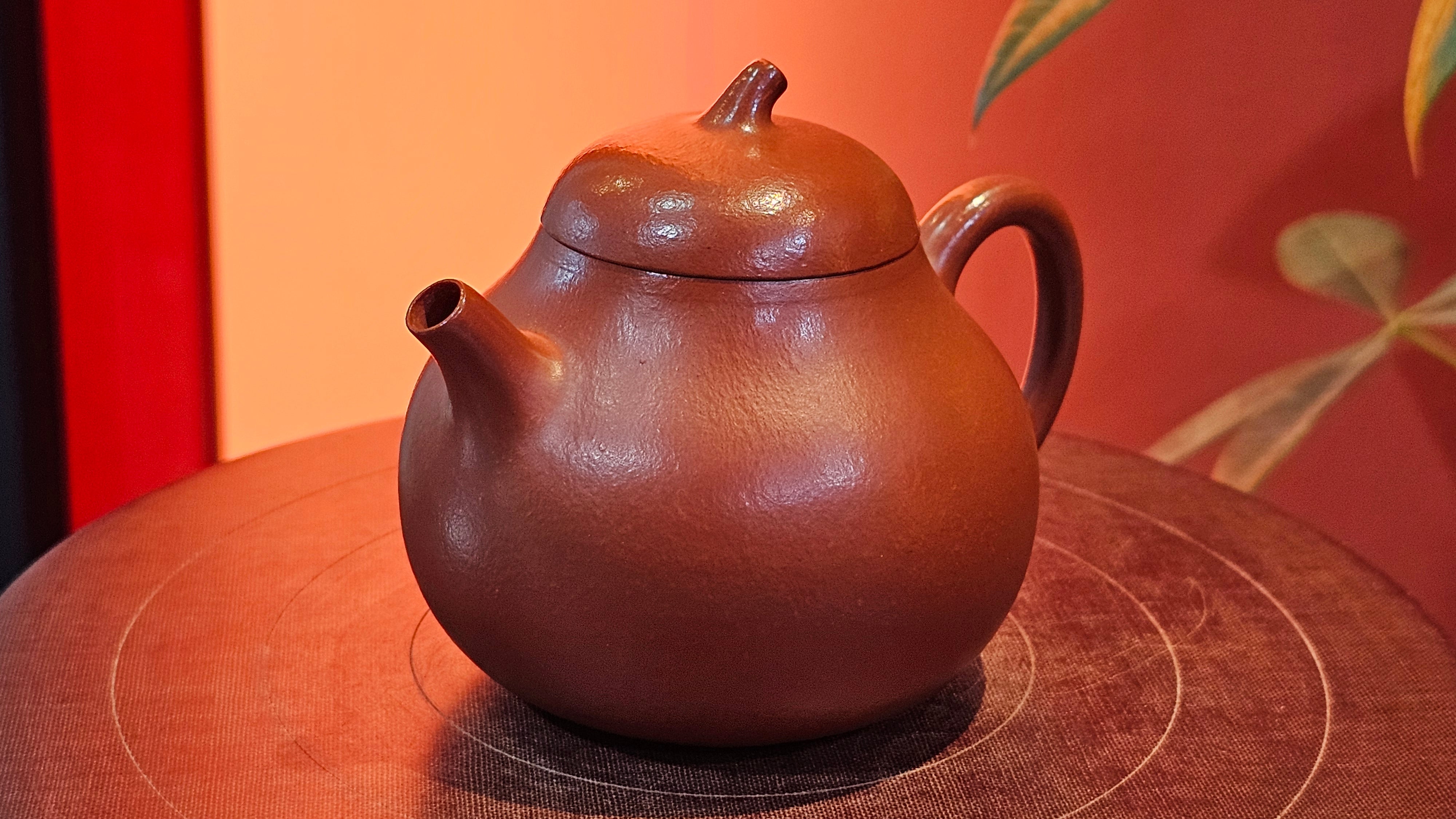 Qie Gua 茄瓜, 140.6ml, Xiao Mei Yao Zhu Ni 小煤窑朱泥,  by our Collaborative Craftsman Wang Hui 王慧 ~ Congratulations to Mr L.M., 0919hrs 26th May 2025, Kassel, Germany 🇩🇪.