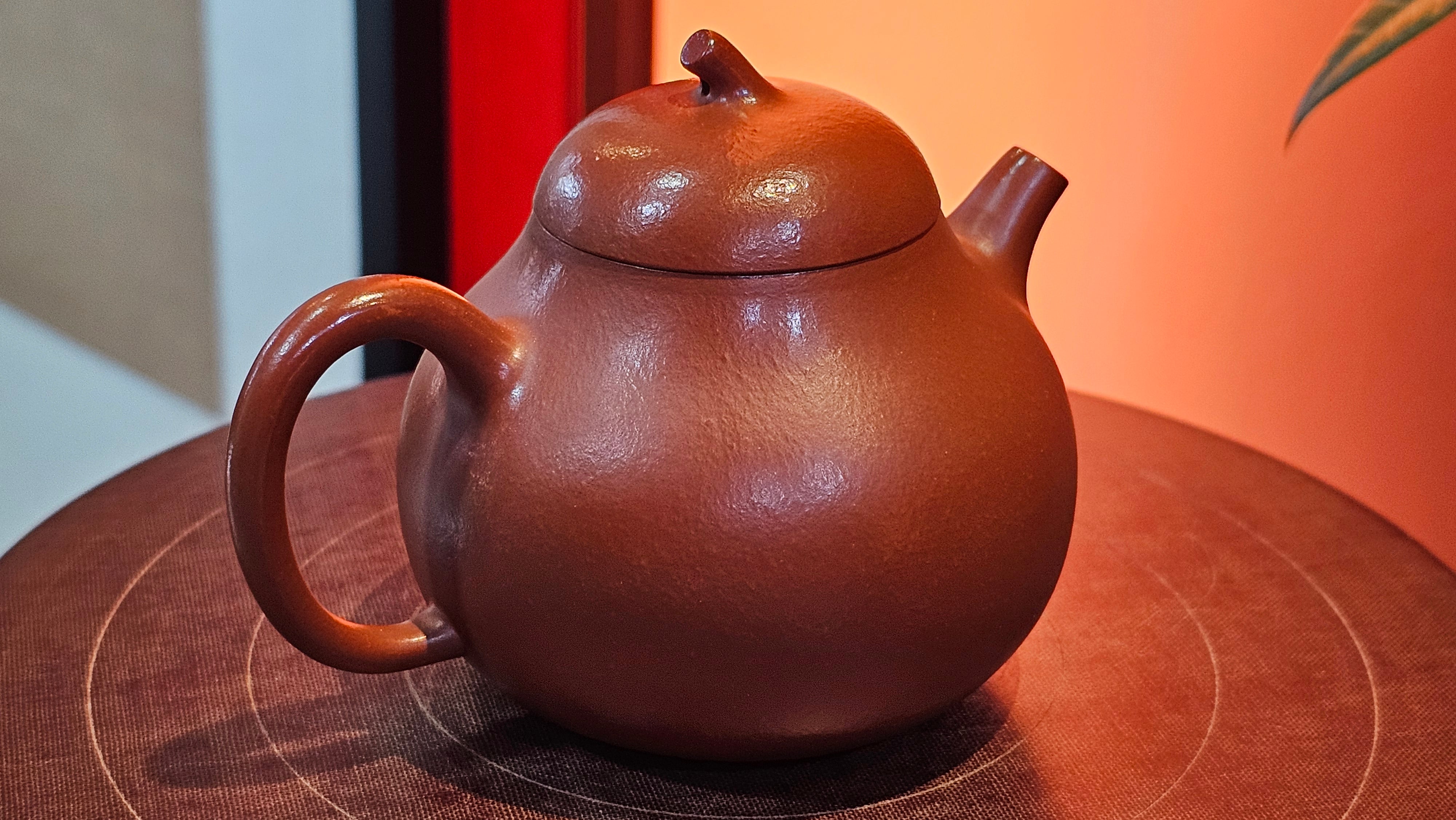 Qie Gua 茄瓜, 140.6ml, Xiao Mei Yao Zhu Ni 小煤窑朱泥,  by our Collaborative Craftsman Wang Hui 王慧 ~ Congratulations to Mr L.M., 0919hrs 26th May 2025, Kassel, Germany 🇩🇪.