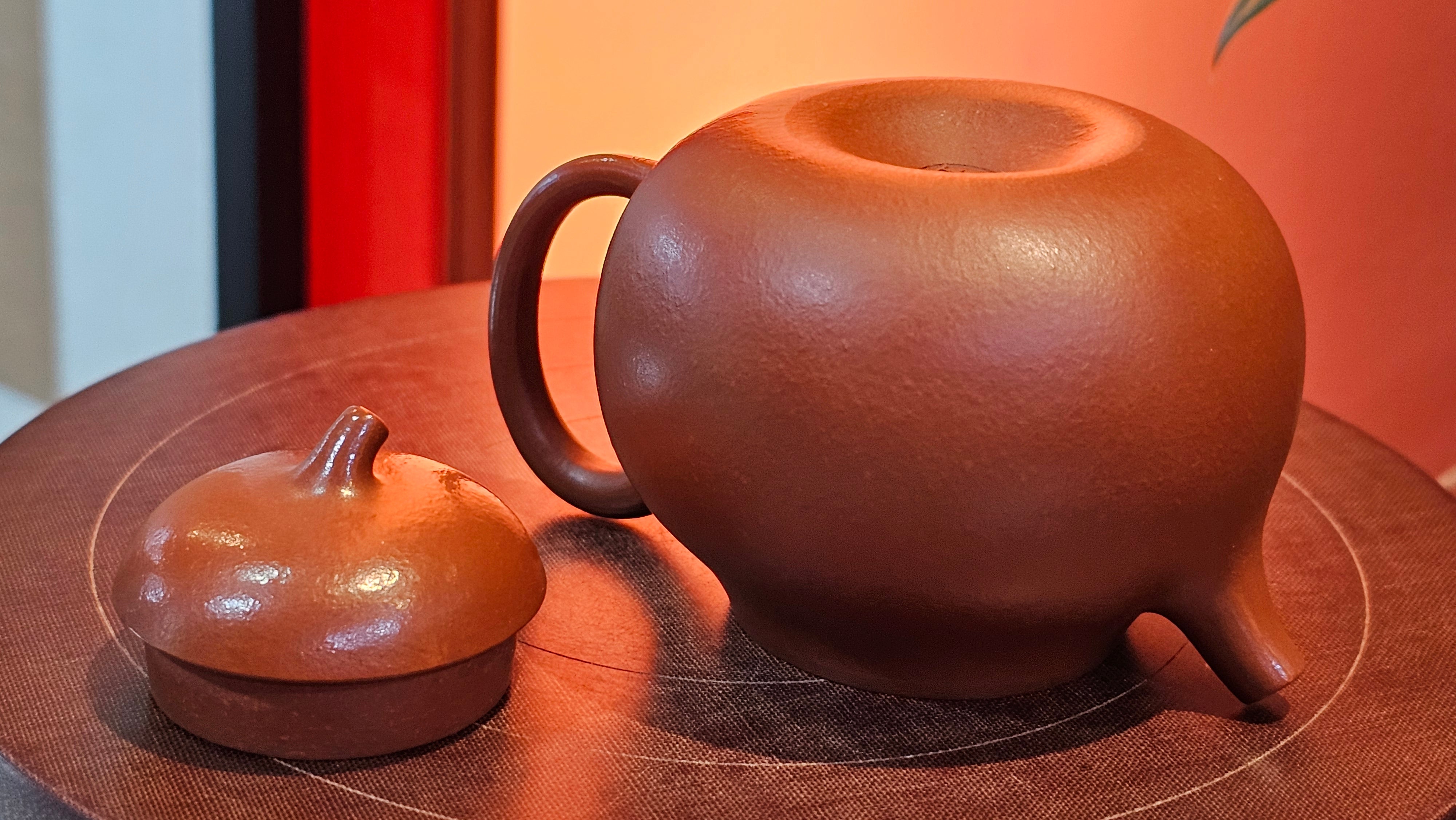 Qie Gua 茄瓜, 140.6ml, Xiao Mei Yao Zhu Ni 小煤窑朱泥,  by our Collaborative Craftsman Wang Hui 王慧 ~ Congratulations to Mr L.M., 0919hrs 26th May 2025, Kassel, Germany 🇩🇪.