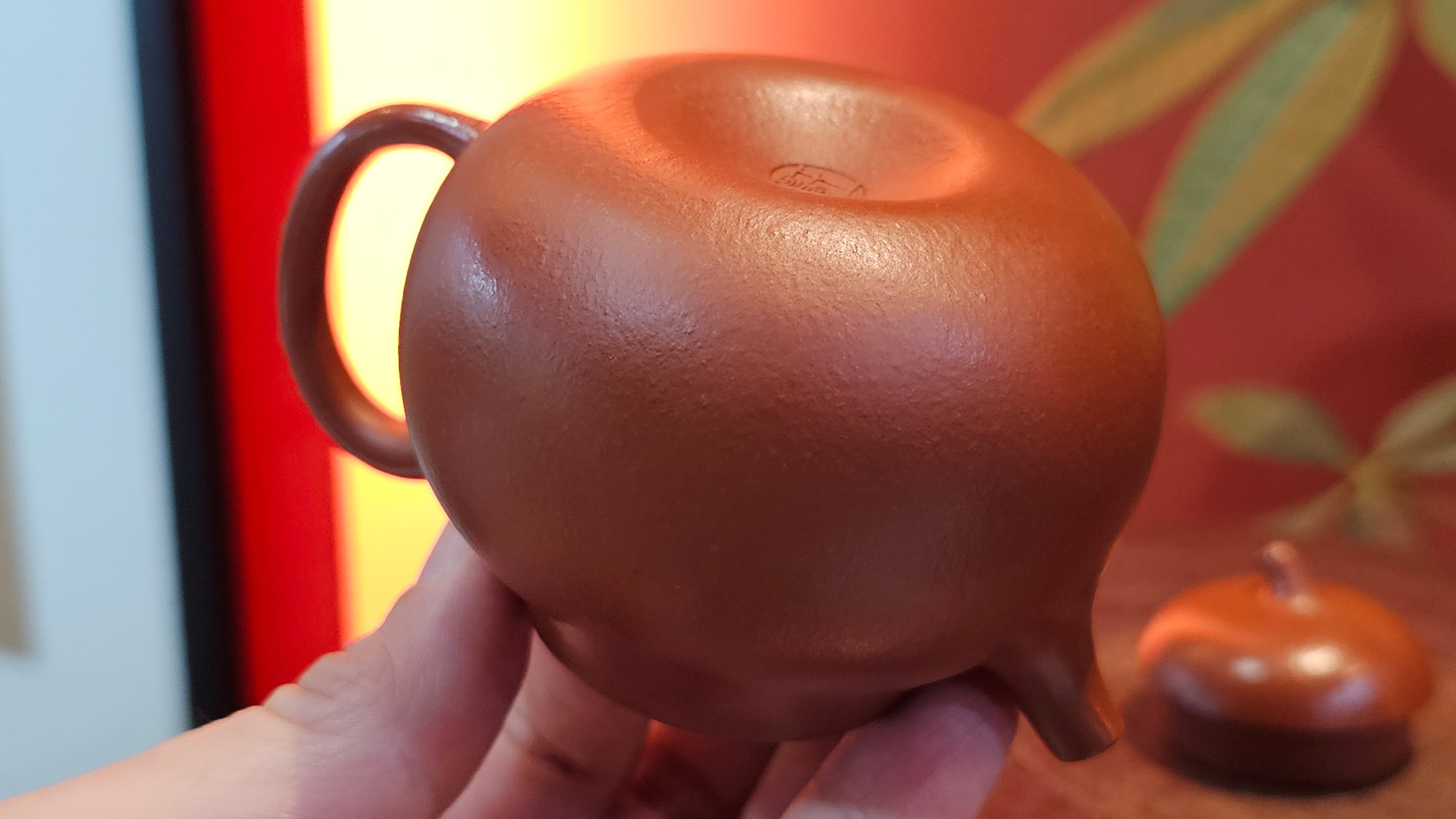 Qie Gua 茄瓜, 140.6ml, Xiao Mei Yao Zhu Ni 小煤窑朱泥,  by our Collaborative Craftsman Wang Hui 王慧 ~ Congratulations to Mr L.M., 0919hrs 26th May 2025, Kassel, Germany 🇩🇪.