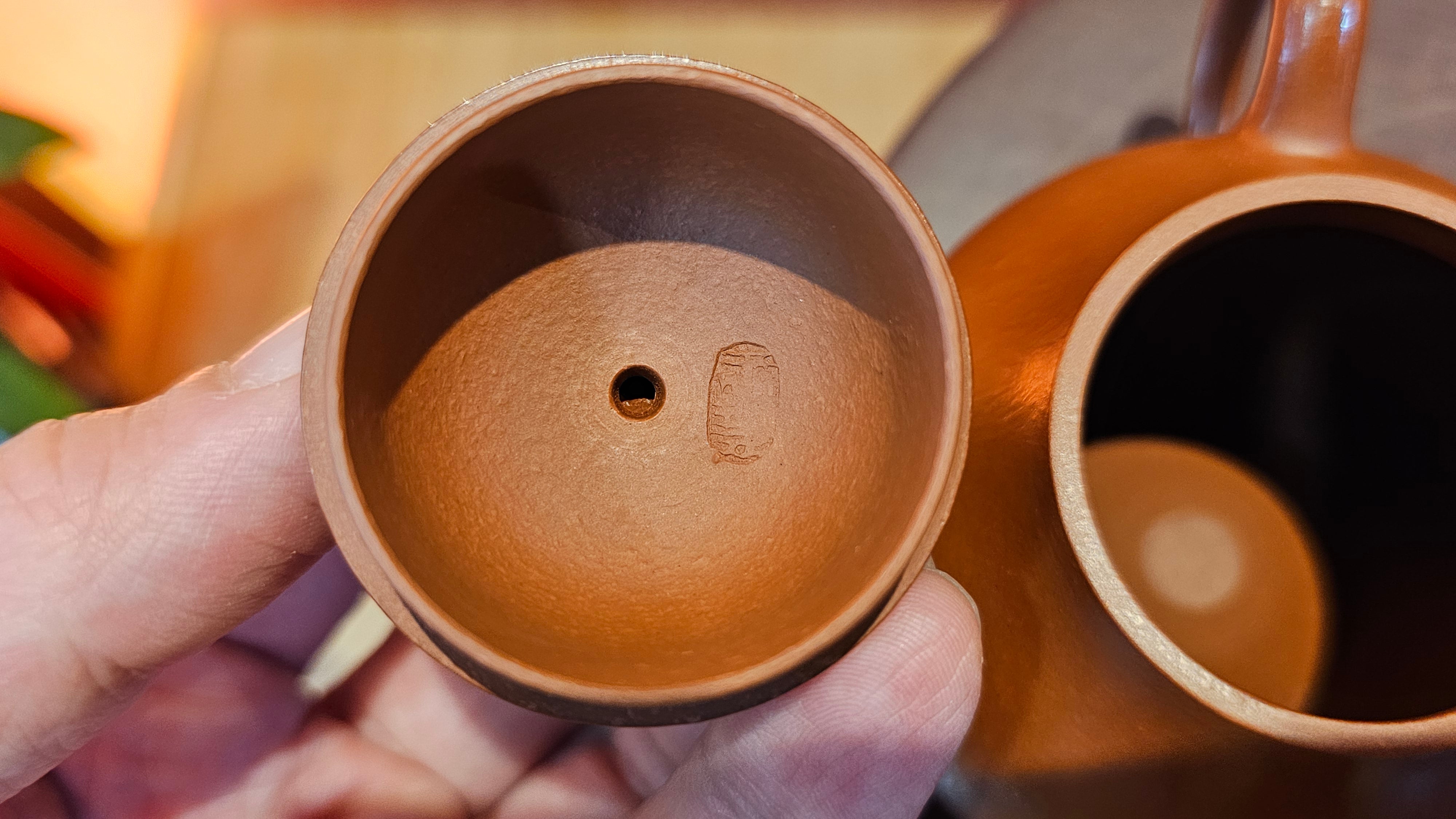 Qie Gua 茄瓜, 140.6ml, Xiao Mei Yao Zhu Ni 小煤窑朱泥,  by our Collaborative Craftsman Wang Hui 王慧 ~ Congratulations to Mr L.M., 0919hrs 26th May 2025, Kassel, Germany 🇩🇪.