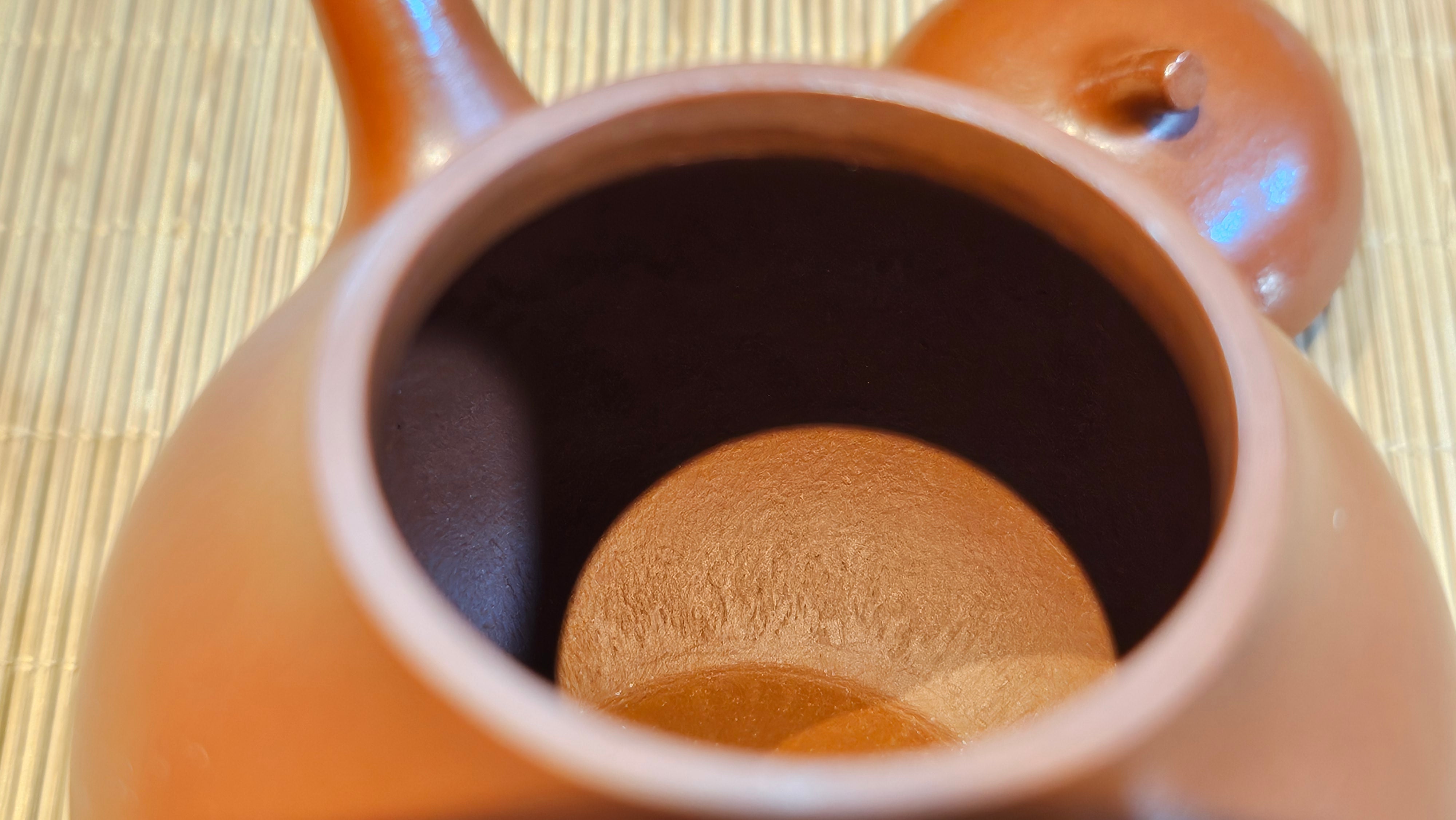 Qie Gua 茄瓜, 140.6ml, Xiao Mei Yao Zhu Ni 小煤窑朱泥,  by our Collaborative Craftsman Wang Hui 王慧 ~ Congratulations to Mr L.M., 0919hrs 26th May 2025, Kassel, Germany 🇩🇪.