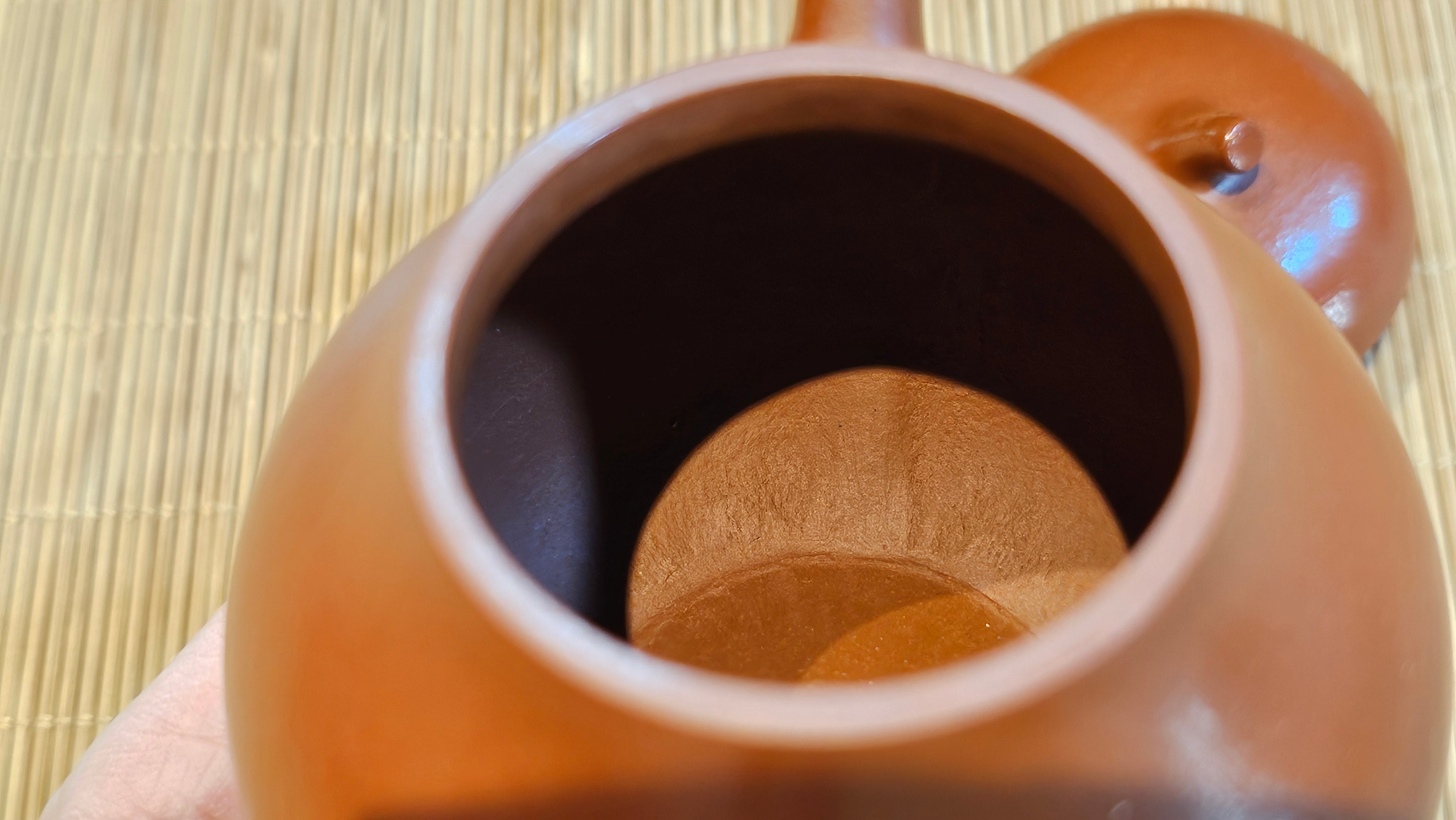 Qie Gua 茄瓜, 140.6ml, Xiao Mei Yao Zhu Ni 小煤窑朱泥,  by our Collaborative Craftsman Wang Hui 王慧 ~ Congratulations to Mr L.M., 0919hrs 26th May 2025, Kassel, Germany 🇩🇪.