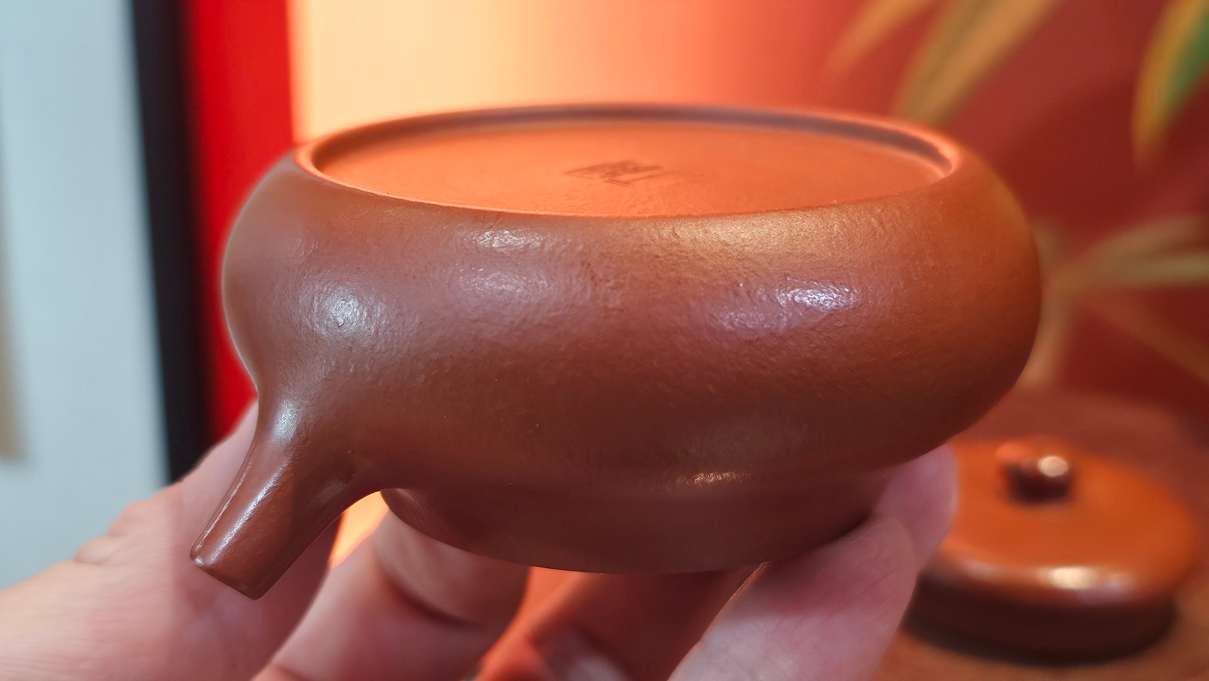 Jing Le 静乐 ~ "Quiet happiness", 96.0ml, Xiao Mei Yao Zhu Ni 小煤窑朱泥, by our Collaborative Craftsman Wang Xing 王兴 ~ Congratulations to Mr P.E., 2302hrs 22nd May 2025, Seattle, WA.