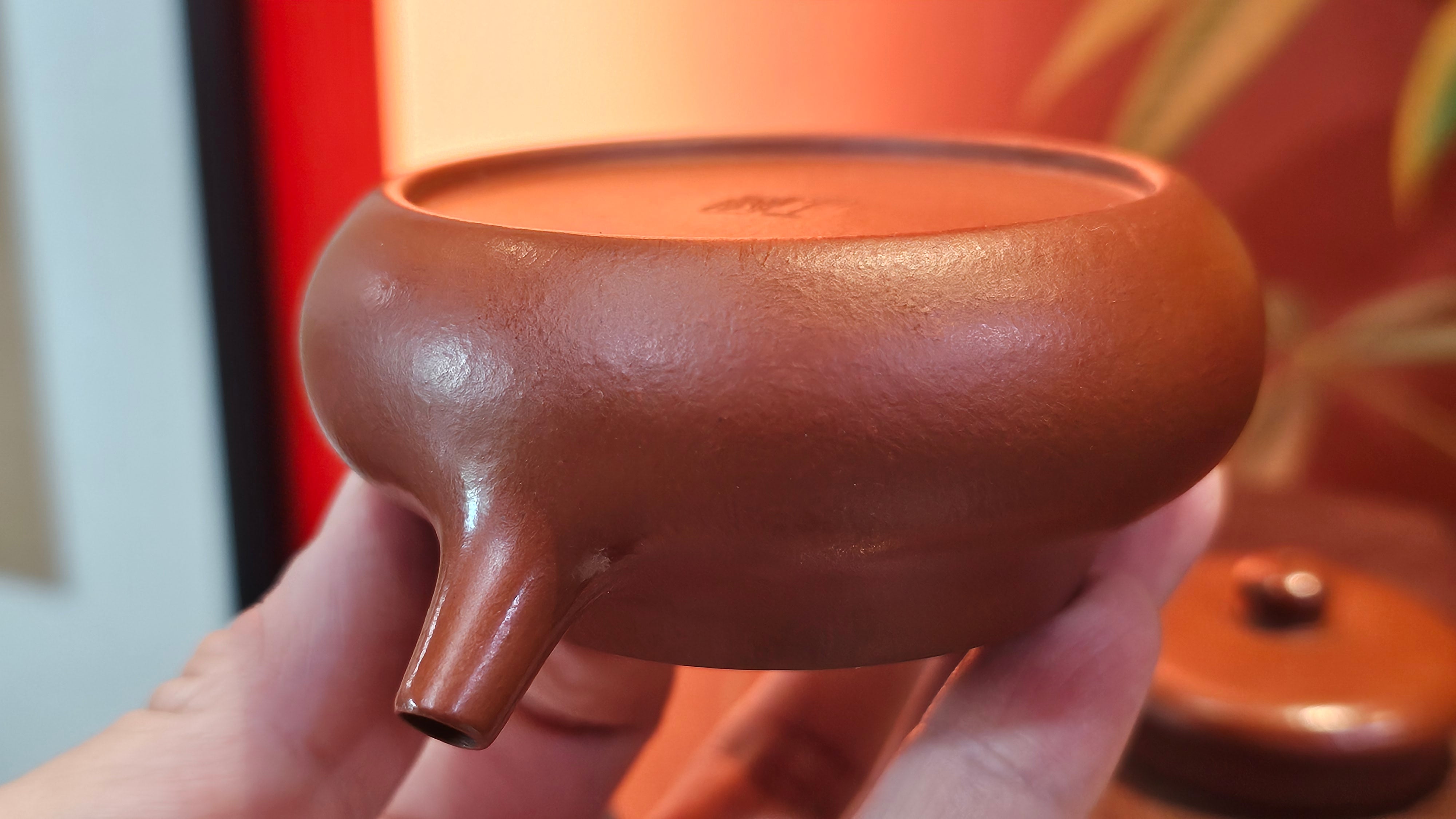 Jing Le 静乐 ~ "Quiet happiness", 96.0ml, Xiao Mei Yao Zhu Ni 小煤窑朱泥, by our Collaborative Craftsman Wang Xing 王兴 ~ Congratulations to Mr P.E., 2302hrs 22nd May 2025, Seattle, WA.