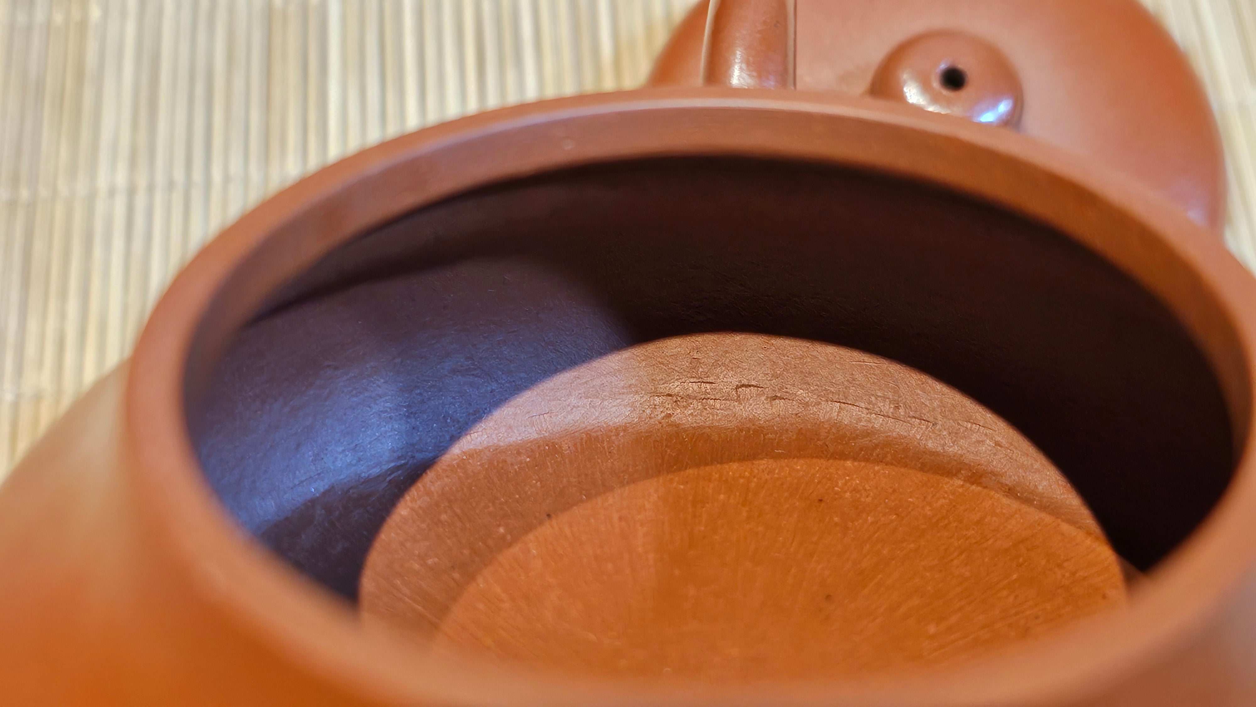 Jing Le 静乐 ~ "Quiet happiness", 96.0ml, Xiao Mei Yao Zhu Ni 小煤窑朱泥, by our Collaborative Craftsman Wang Xing 王兴 ~ Congratulations to Mr P.E., 2302hrs 22nd May 2025, Seattle, WA.