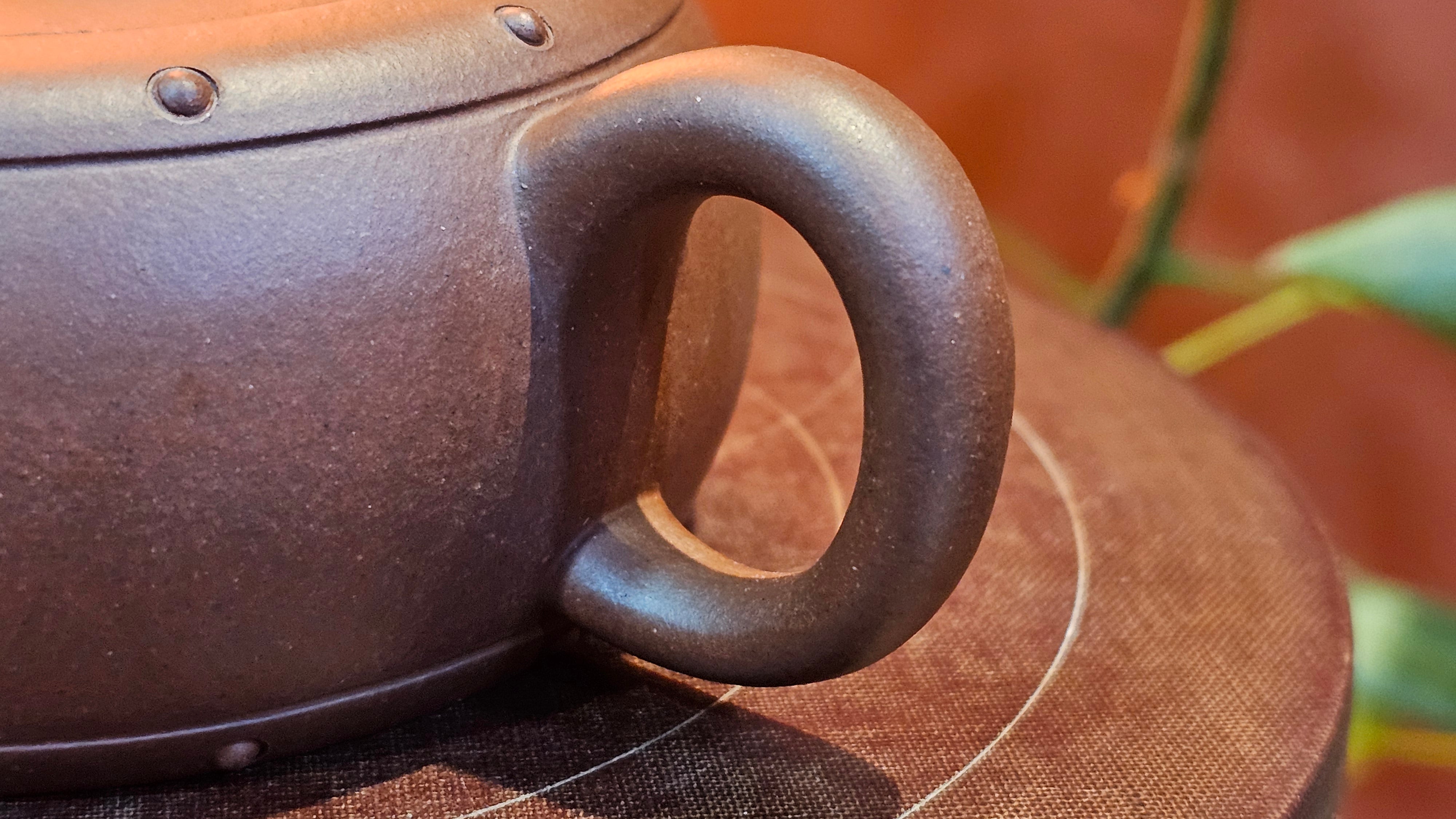 Ru Yi Gu 如意鼓, 206.8ml, Di Cao Qing Zi Ni 底槽青紫泥, by our Craftsman Li Qiu Lin 李秋林 ~ Congratulations to Mr A.D.P., 0111hrs 29th May 2025, Leuven, Belgium 🇧🇪.