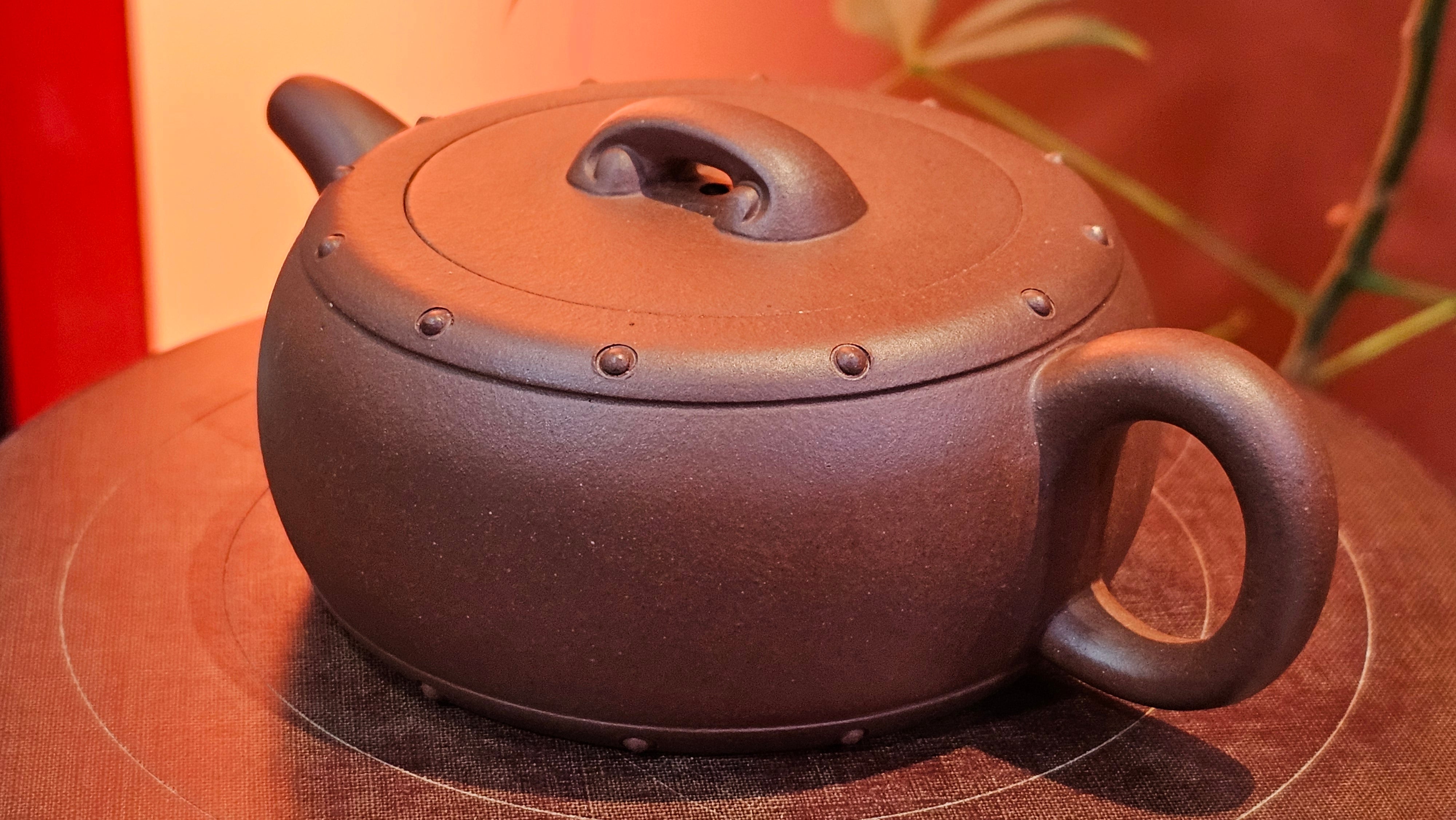 Ru Yi Gu 如意鼓, 206.8ml, Di Cao Qing Zi Ni 底槽青紫泥, by our Craftsman Li Qiu Lin 李秋林 ~ Congratulations to Mr A.D.P., 0111hrs 29th May 2025, Leuven, Belgium 🇧🇪.