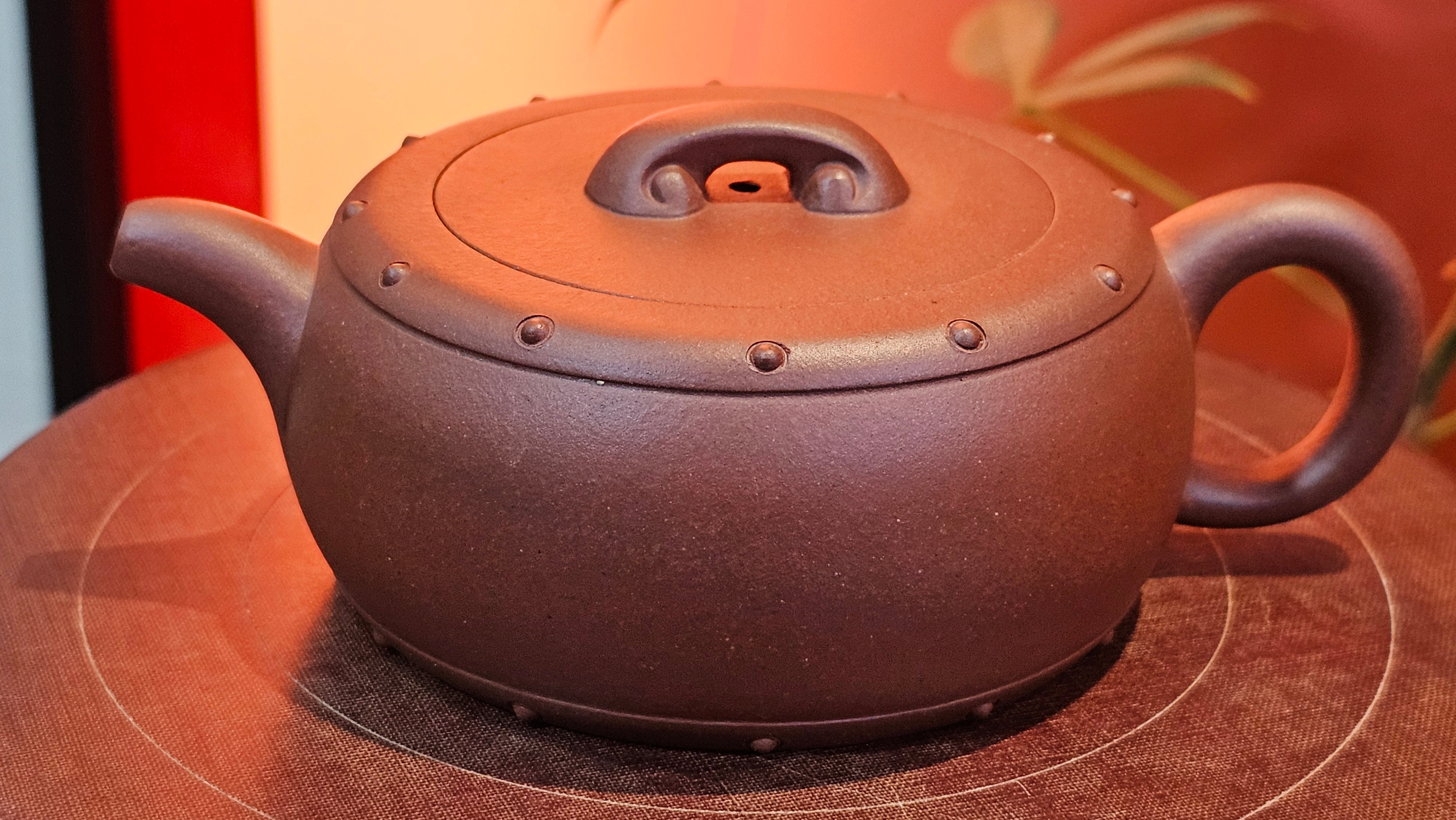 Ru Yi Gu 如意鼓, 206.8ml, Di Cao Qing Zi Ni 底槽青紫泥, by our Craftsman Li Qiu Lin 李秋林 ~ Congratulations to Mr A.D.P., 0111hrs 29th May 2025, Leuven, Belgium 🇧🇪.