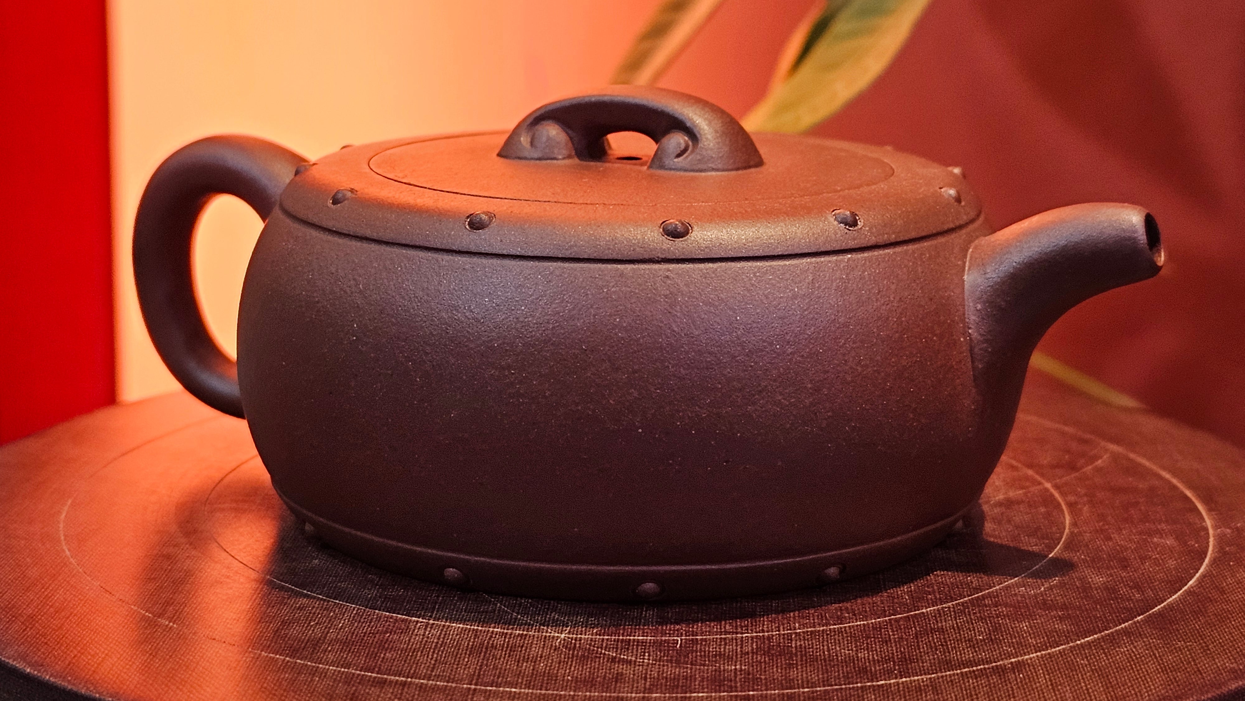 Ru Yi Gu 如意鼓, 206.8ml, Di Cao Qing Zi Ni 底槽青紫泥, by our Craftsman Li Qiu Lin 李秋林 ~ Congratulations to Mr A.D.P., 0111hrs 29th May 2025, Leuven, Belgium 🇧🇪.