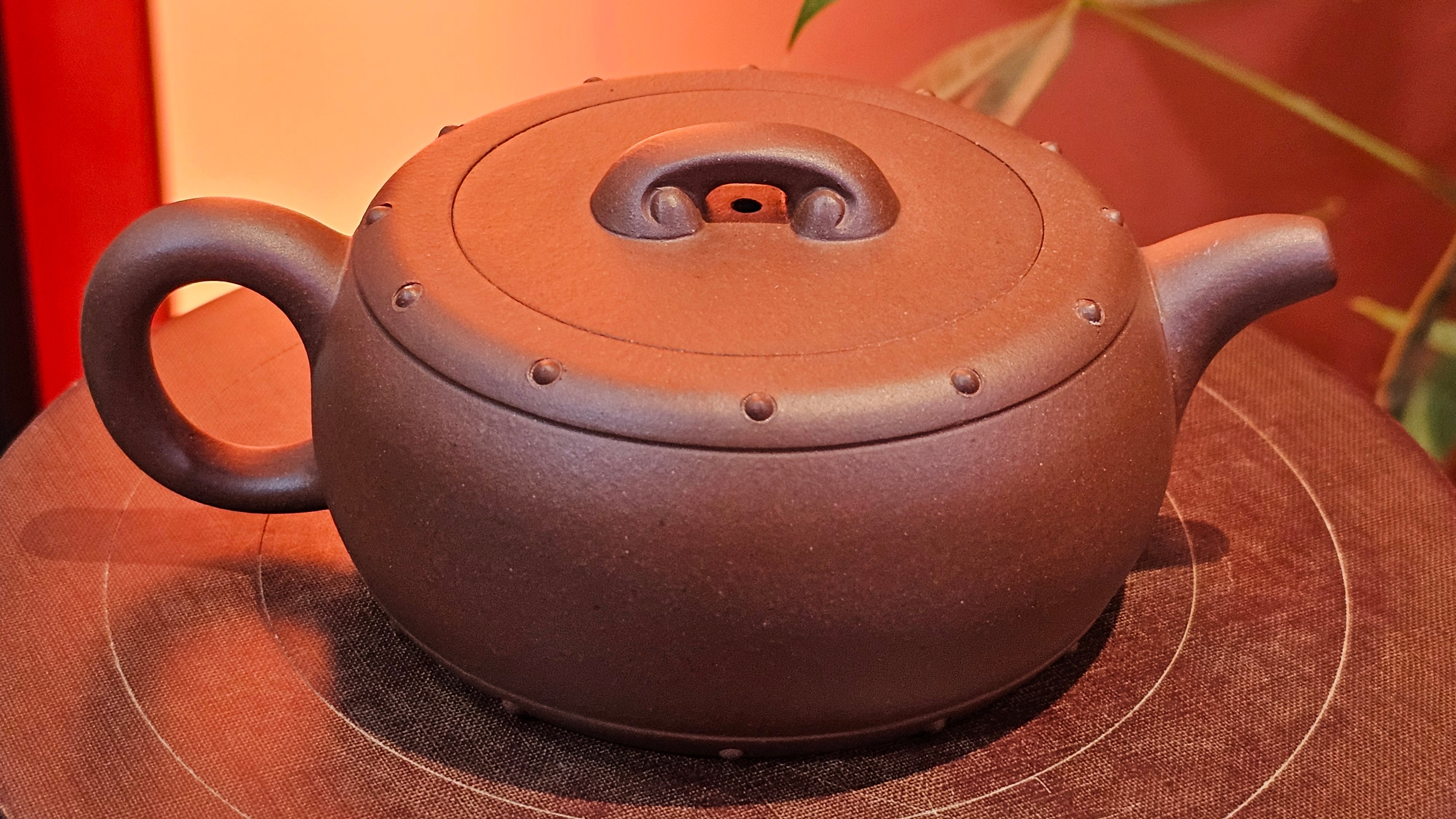 Ru Yi Gu 如意鼓, 206.8ml, Di Cao Qing Zi Ni 底槽青紫泥, by our Craftsman Li Qiu Lin 李秋林 ~ Congratulations to Mr A.D.P., 0111hrs 29th May 2025, Leuven, Belgium 🇧🇪.