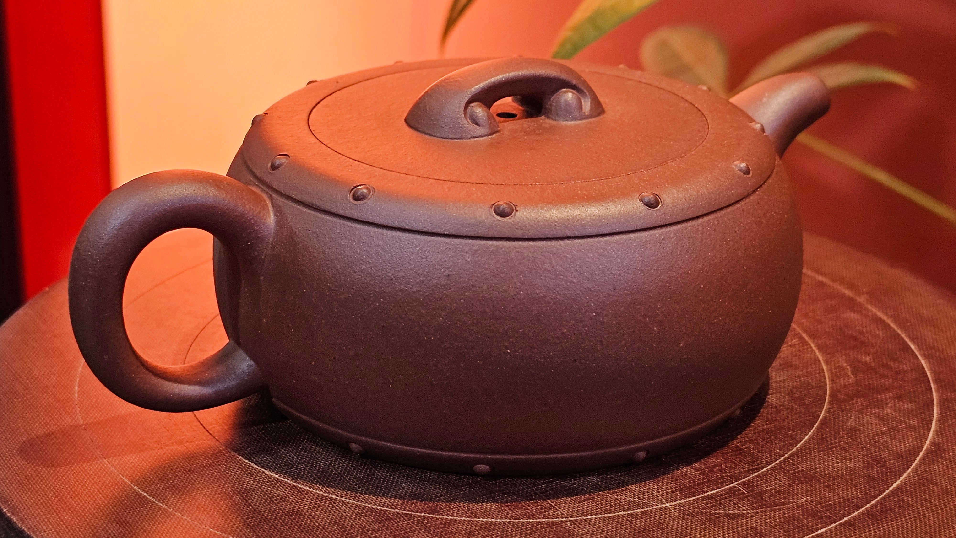 Ru Yi Gu 如意鼓, 206.8ml, Di Cao Qing Zi Ni 底槽青紫泥, by our Craftsman Li Qiu Lin 李秋林 ~ Congratulations to Mr A.D.P., 0111hrs 29th May 2025, Leuven, Belgium 🇧🇪.