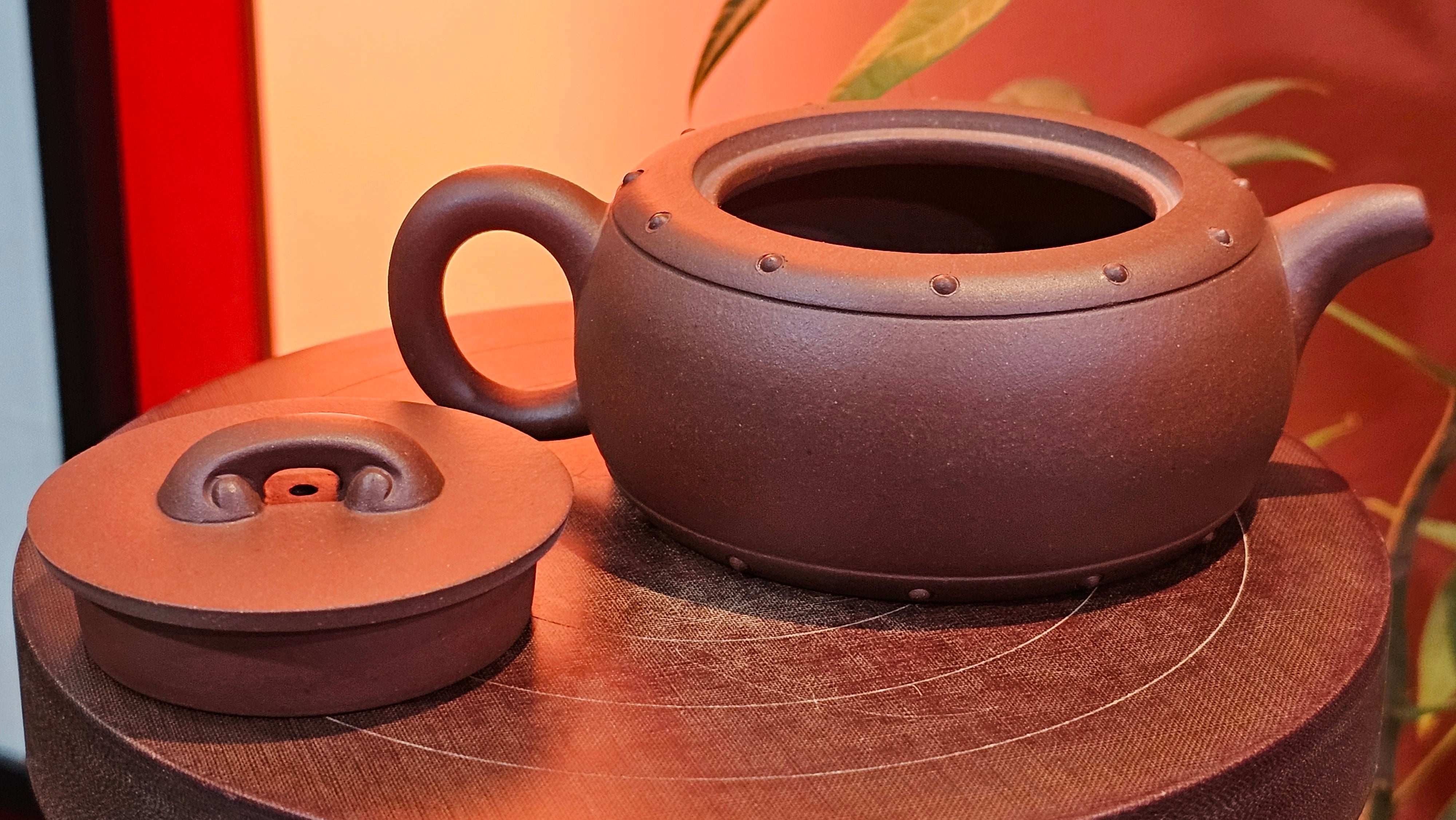 Ru Yi Gu 如意鼓, 206.8ml, Di Cao Qing Zi Ni 底槽青紫泥, by our Craftsman Li Qiu Lin 李秋林 ~ Congratulations to Mr A.D.P., 0111hrs 29th May 2025, Leuven, Belgium 🇧🇪.