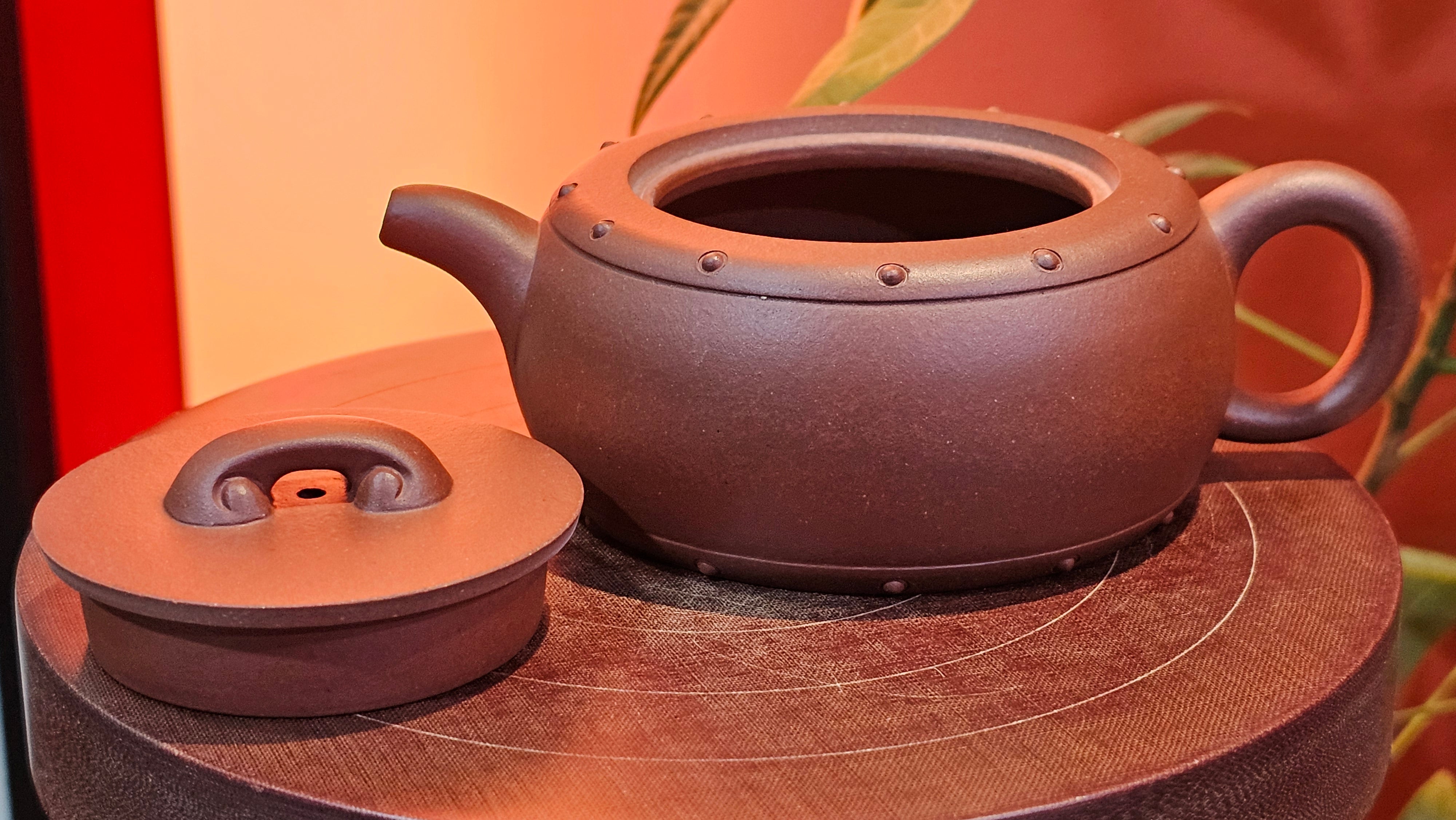 Ru Yi Gu 如意鼓, 206.8ml, Di Cao Qing Zi Ni 底槽青紫泥, by our Craftsman Li Qiu Lin 李秋林 ~ Congratulations to Mr A.D.P., 0111hrs 29th May 2025, Leuven, Belgium 🇧🇪.