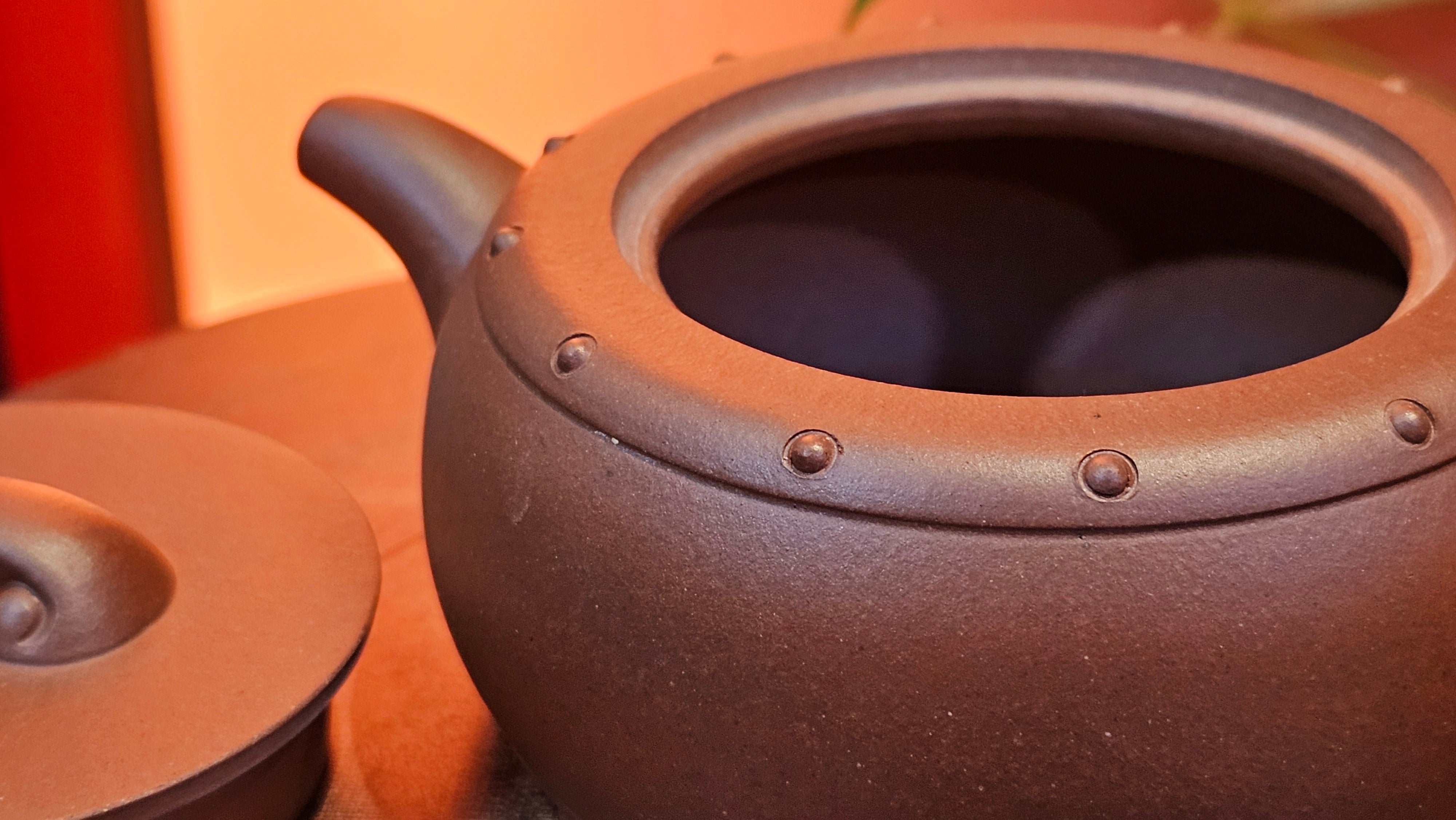 Ru Yi Gu 如意鼓, 206.8ml, Di Cao Qing Zi Ni 底槽青紫泥, by our Craftsman Li Qiu Lin 李秋林 ~ Congratulations to Mr A.D.P., 0111hrs 29th May 2025, Leuven, Belgium 🇧🇪.