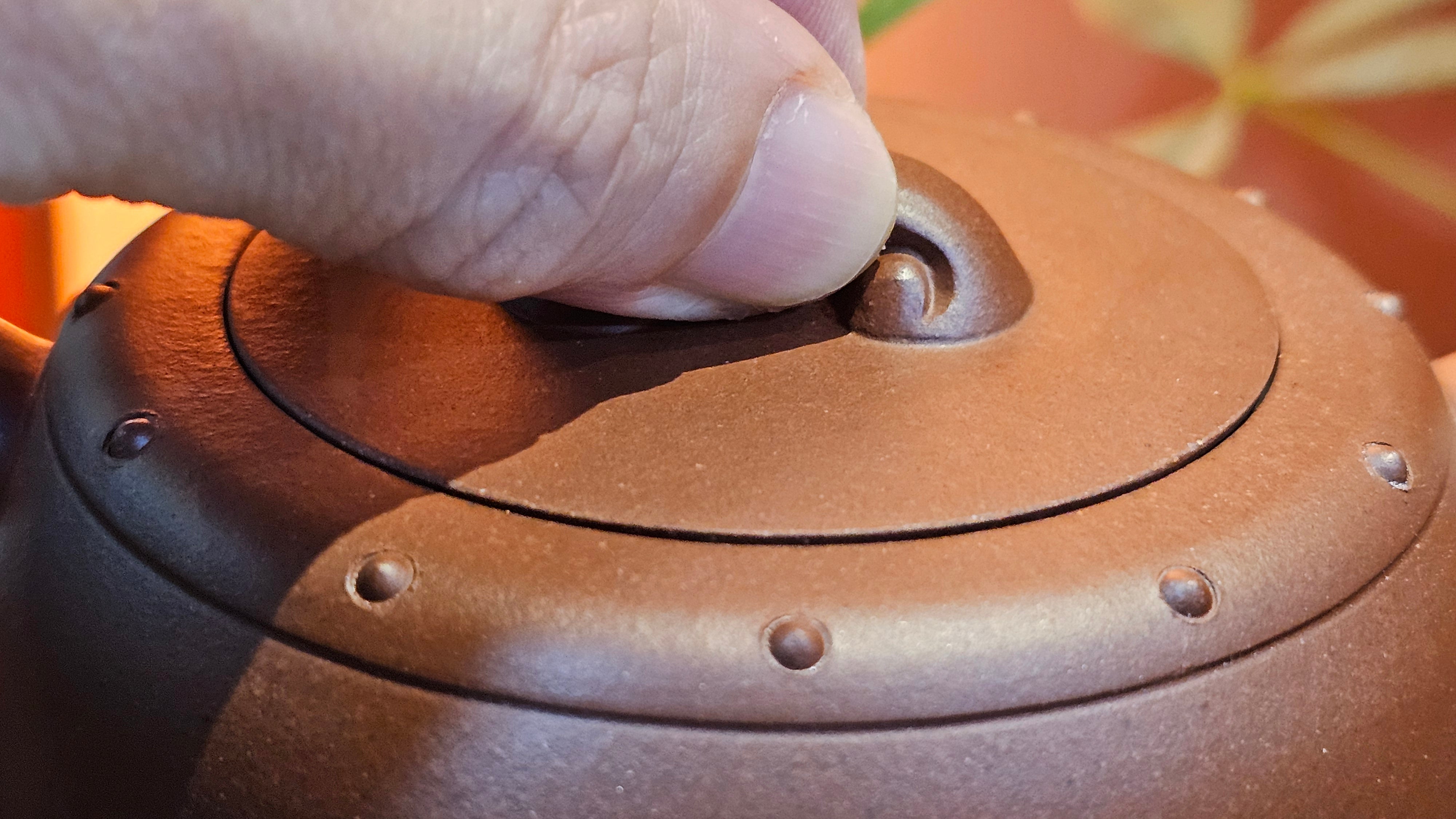 Ru Yi Gu 如意鼓, 206.8ml, Di Cao Qing Zi Ni 底槽青紫泥, by our Craftsman Li Qiu Lin 李秋林 ~ Congratulations to Mr A.D.P., 0111hrs 29th May 2025, Leuven, Belgium 🇧🇪.