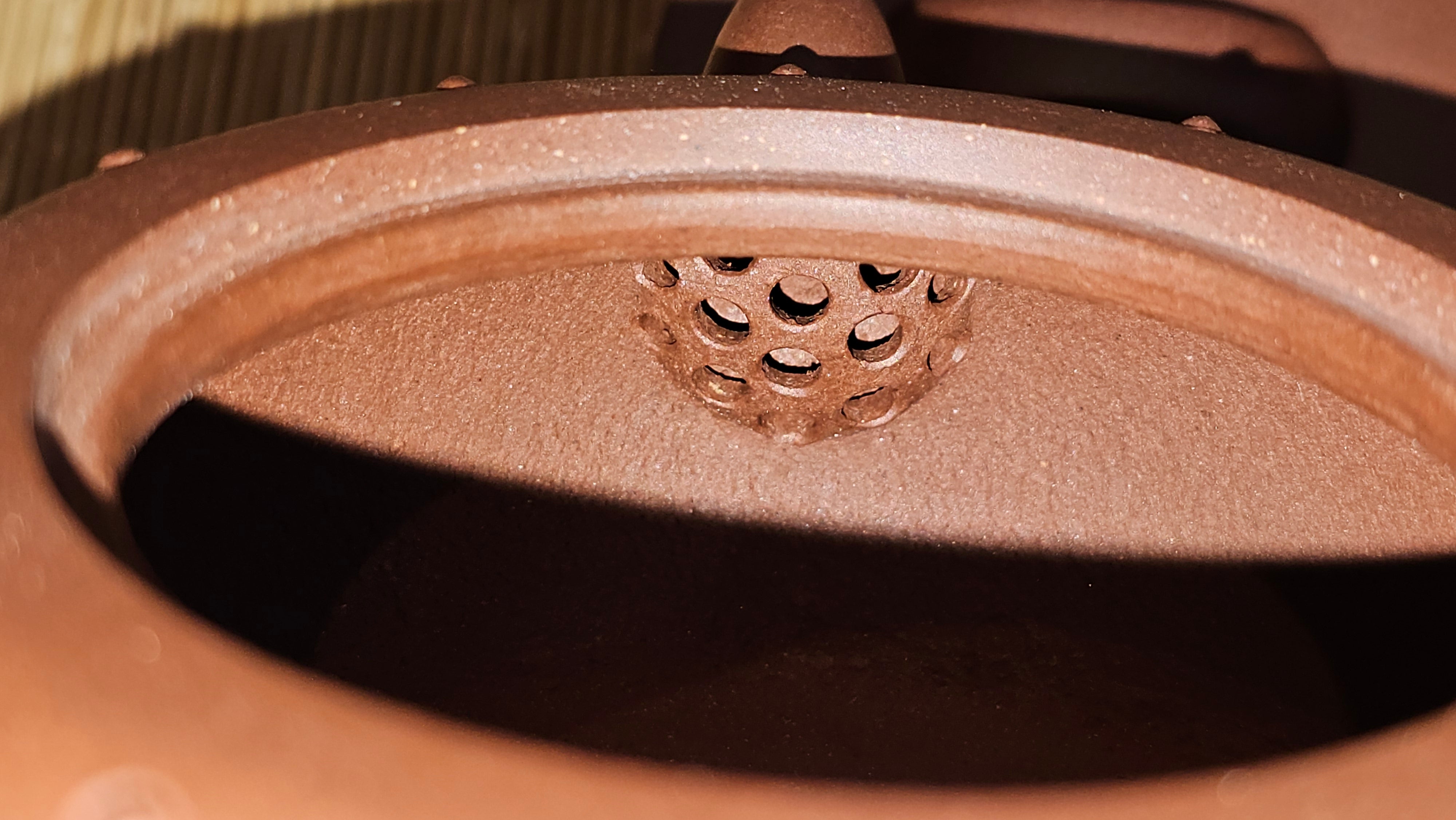 Ru Yi Gu 如意鼓, 206.8ml, Di Cao Qing Zi Ni 底槽青紫泥, by our Craftsman Li Qiu Lin 李秋林 ~ Congratulations to Mr A.D.P., 0111hrs 29th May 2025, Leuven, Belgium 🇧🇪.