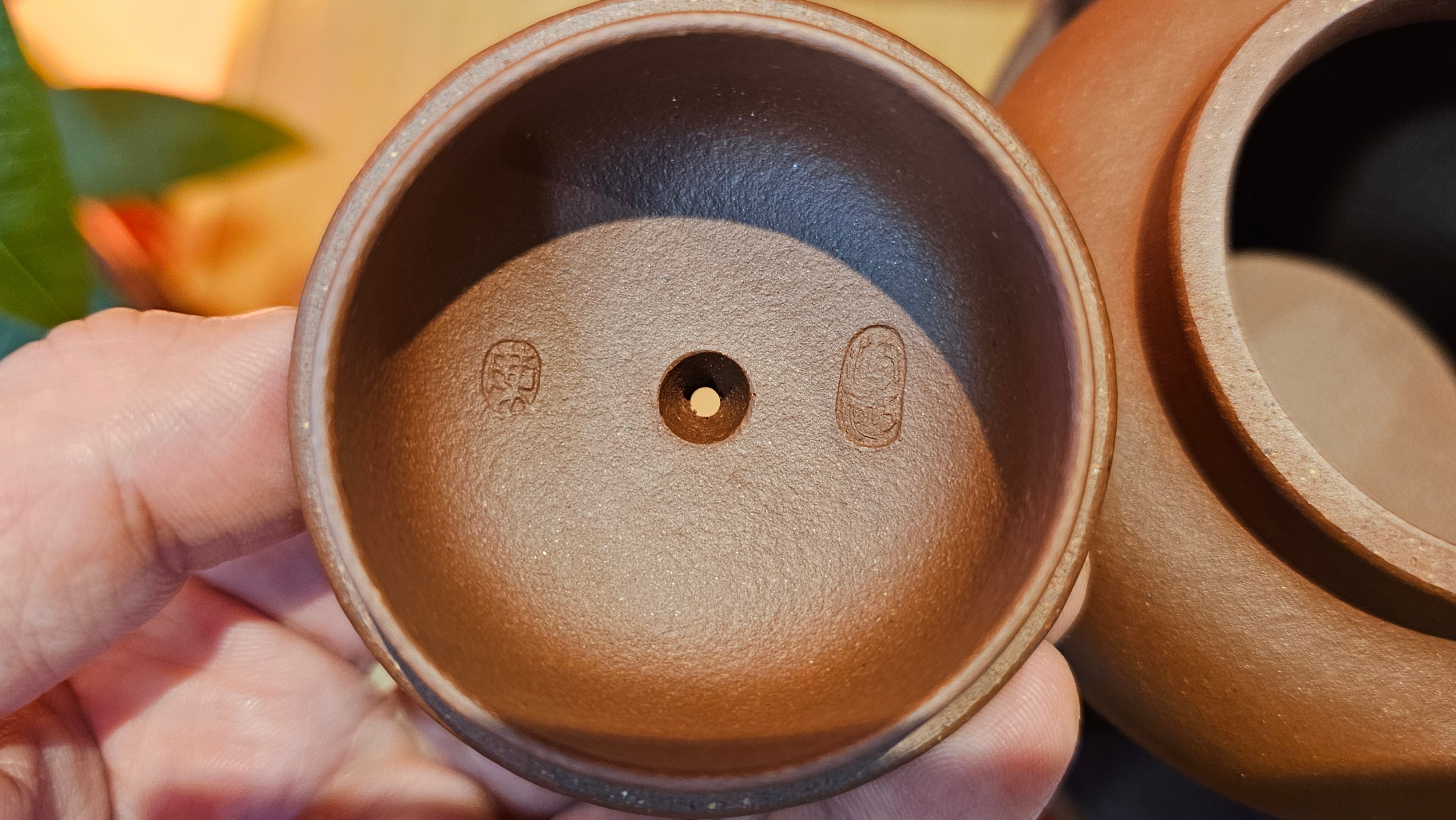 Duo Zhi 掇只, 211.9ml, Di Cao Qing Zi Ni 底槽青紫泥, by our Collaborative Craftsman Chen Fa Chu 陈法初 ~ Congratulations to Mr T.L., 1002hrs 14th June 2025, Singapore 🇸🇬.