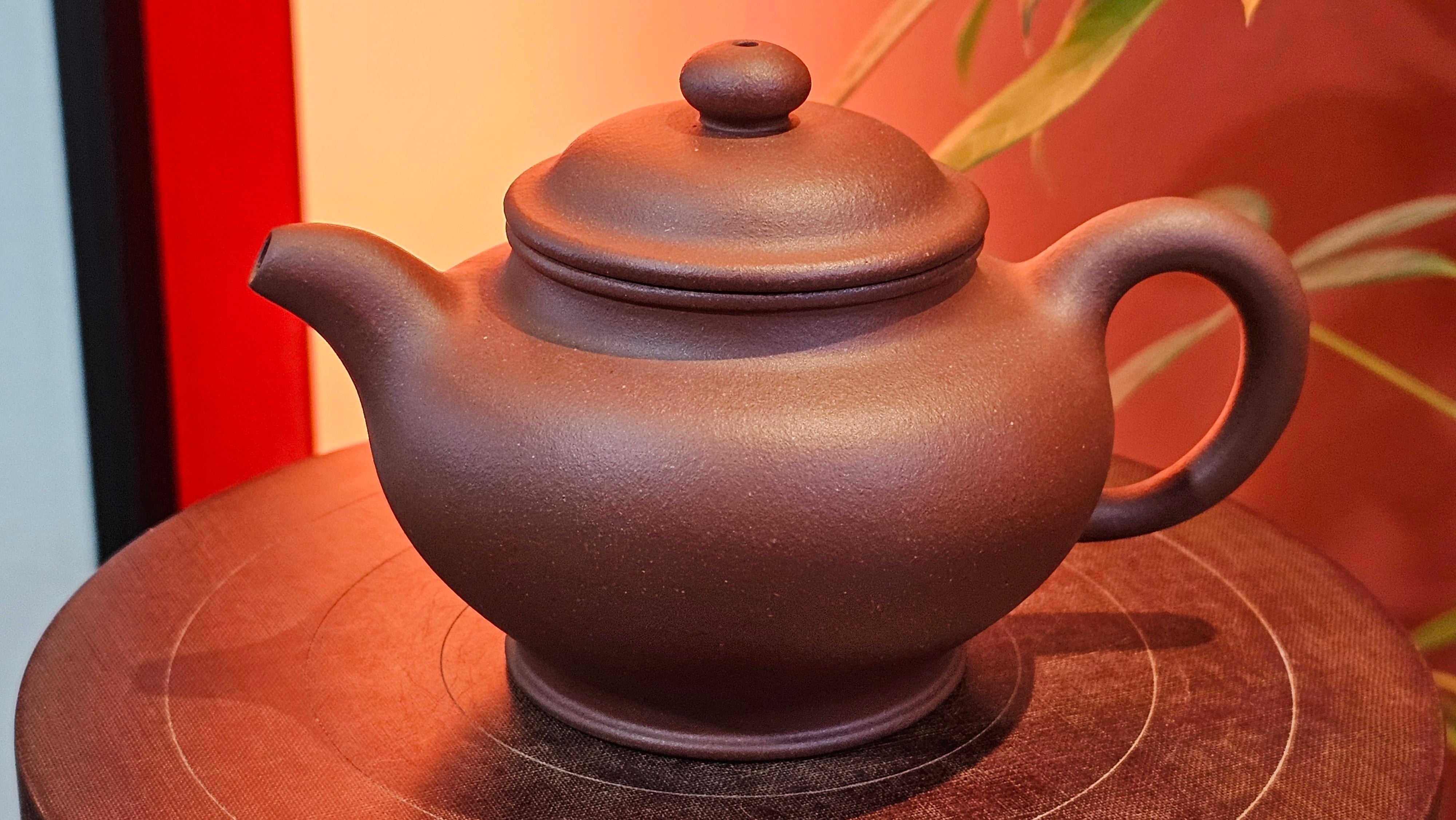 Duo Zhi 掇只, 211.9ml, Di Cao Qing Zi Ni 底槽青紫泥, by our Collaborative Craftsman Chen Fa Chu 陈法初 ~ Congratulations to Mr T.L., 1002hrs 14th June 2025, Singapore 🇸🇬.