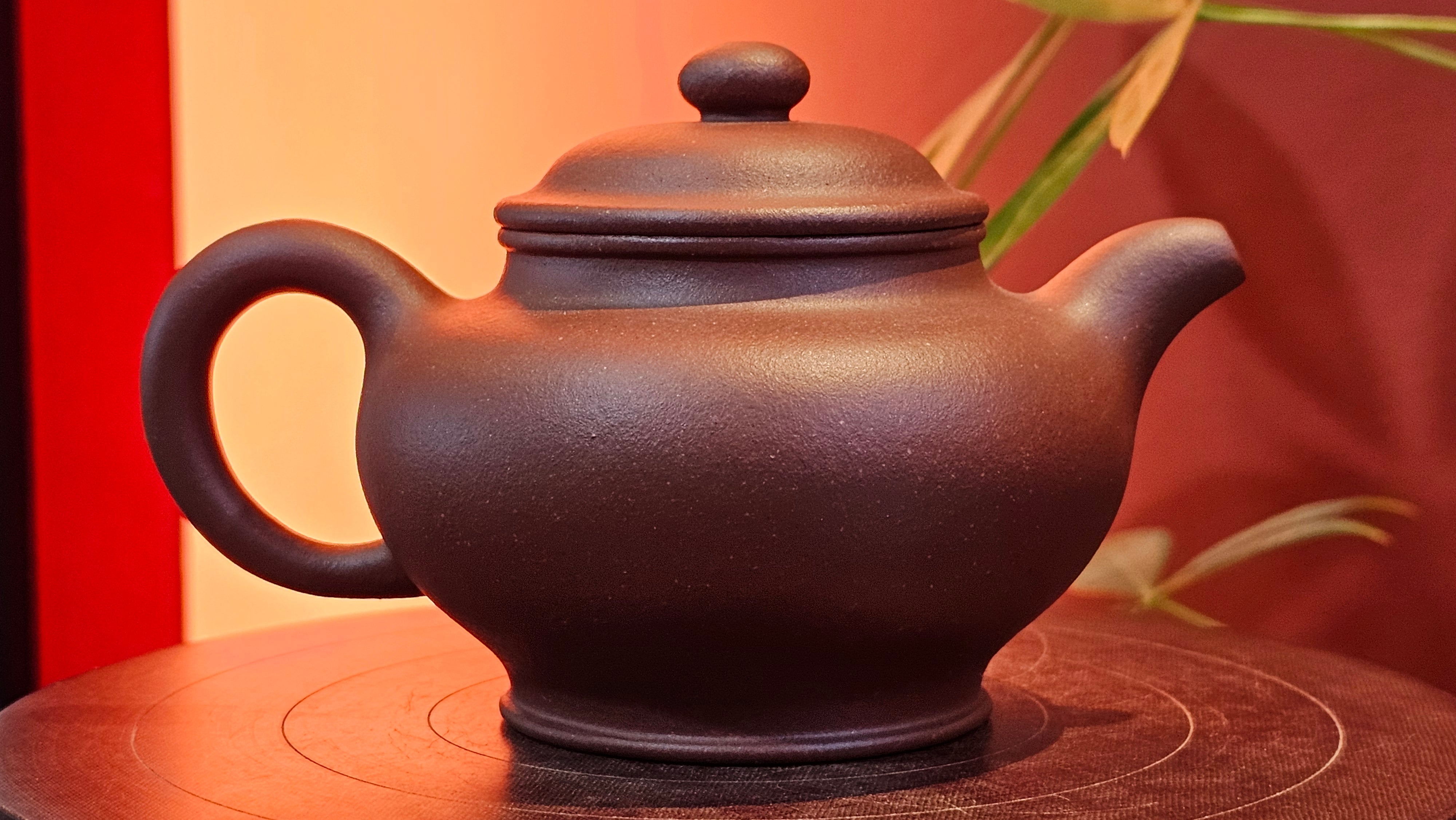 Duo Zhi 掇只, 211.9ml, Di Cao Qing Zi Ni 底槽青紫泥, by our Collaborative Craftsman Chen Fa Chu 陈法初 ~ Congratulations to Mr T.L., 1002hrs 14th June 2025, Singapore 🇸🇬.