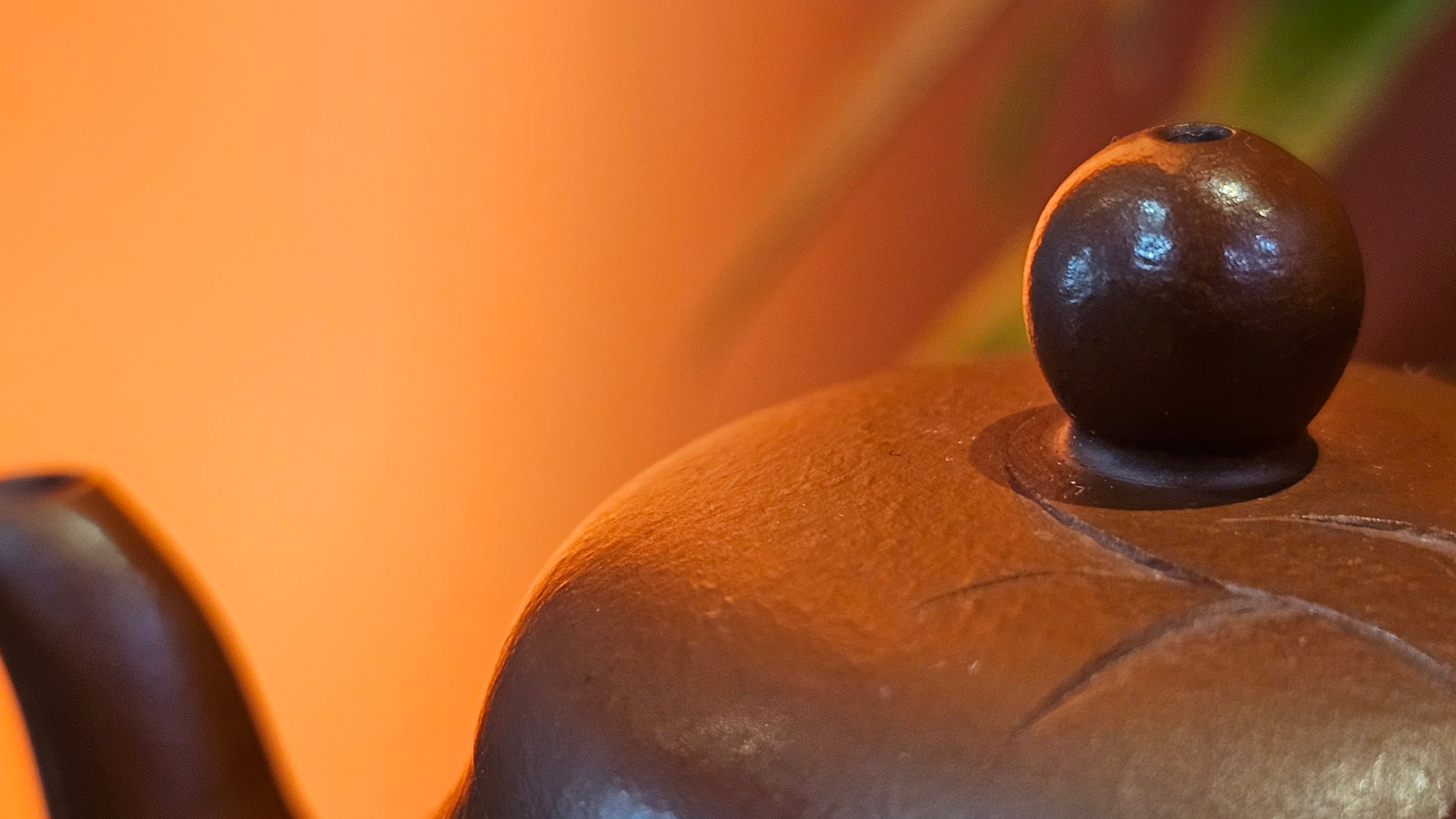 Li Xing 梨形, 170.3ml, Xiao Mei Yao Zhu Ni 小煤窑朱泥 by our Collaborative Craftsman Zhai Yi Yao 翟一耀。"竹韵茶香", 竹刻绘, Engraving of Bamboos and Calligraphy, by Craftsman Yi De Shu 一德书 ~ Congratulations to Mr M.P., 0019hrs 27th June 2025, Aurora, IL.