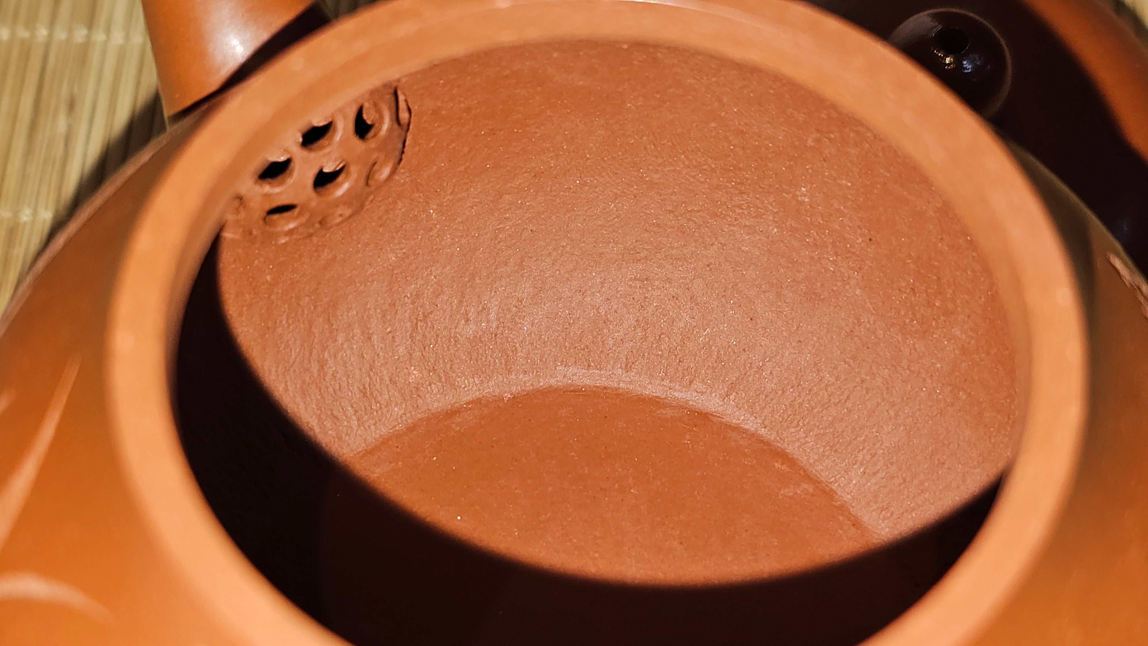 Li Xing 梨形, 170.3ml, Xiao Mei Yao Zhu Ni 小煤窑朱泥 by our Collaborative Craftsman Zhai Yi Yao 翟一耀。"竹韵茶香", 竹刻绘, Engraving of Bamboos and Calligraphy, by Craftsman Yi De Shu 一德书 ~ Congratulations to Mr M.P., 0019hrs 27th June 2025, Aurora, IL.