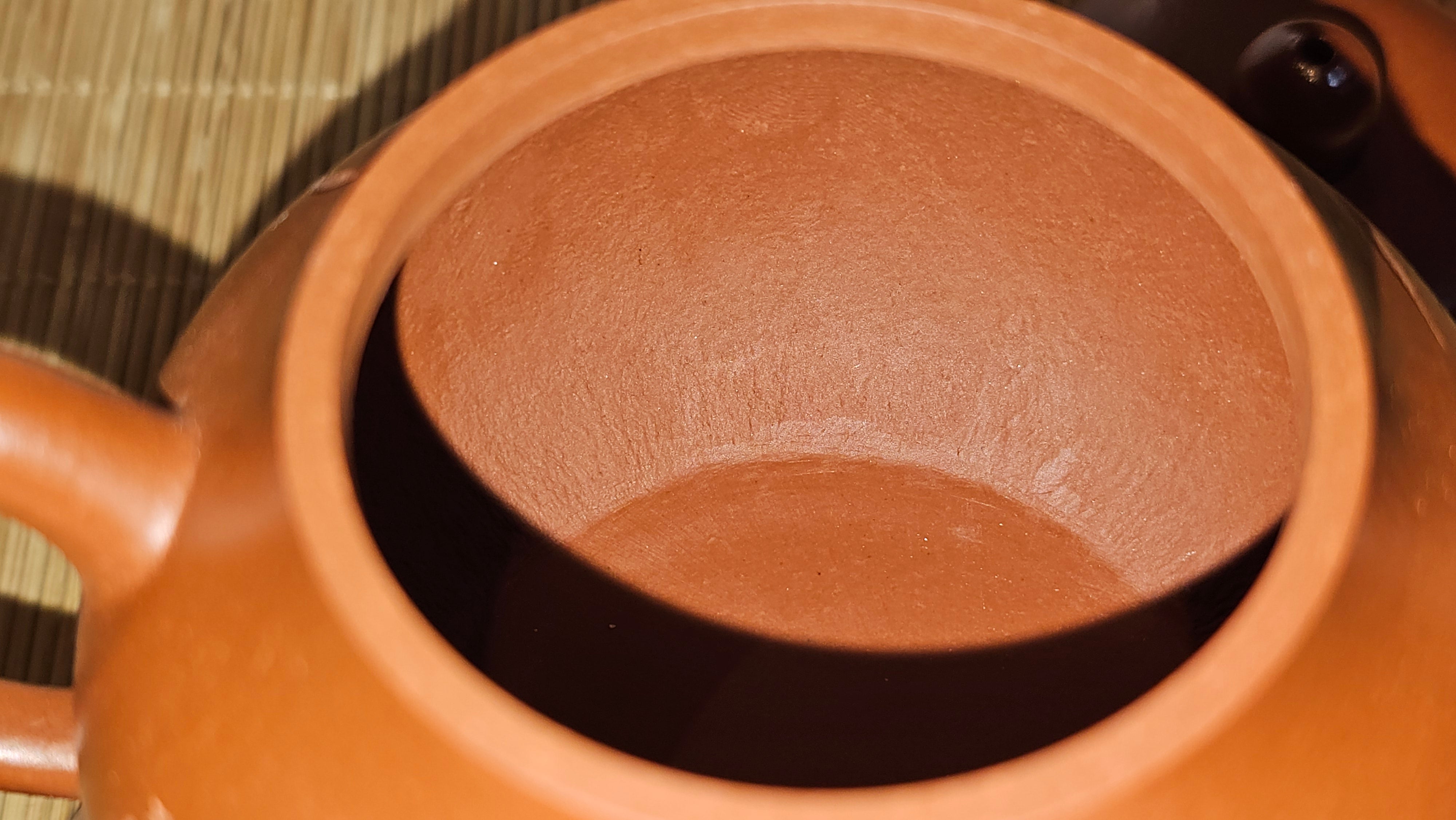 Li Xing 梨形, 170.3ml, Xiao Mei Yao Zhu Ni 小煤窑朱泥 by our Collaborative Craftsman Zhai Yi Yao 翟一耀。"竹韵茶香", 竹刻绘, Engraving of Bamboos and Calligraphy, by Craftsman Yi De Shu 一德书 ~ Congratulations to Mr M.P., 0019hrs 27th June 2025, Aurora, IL.