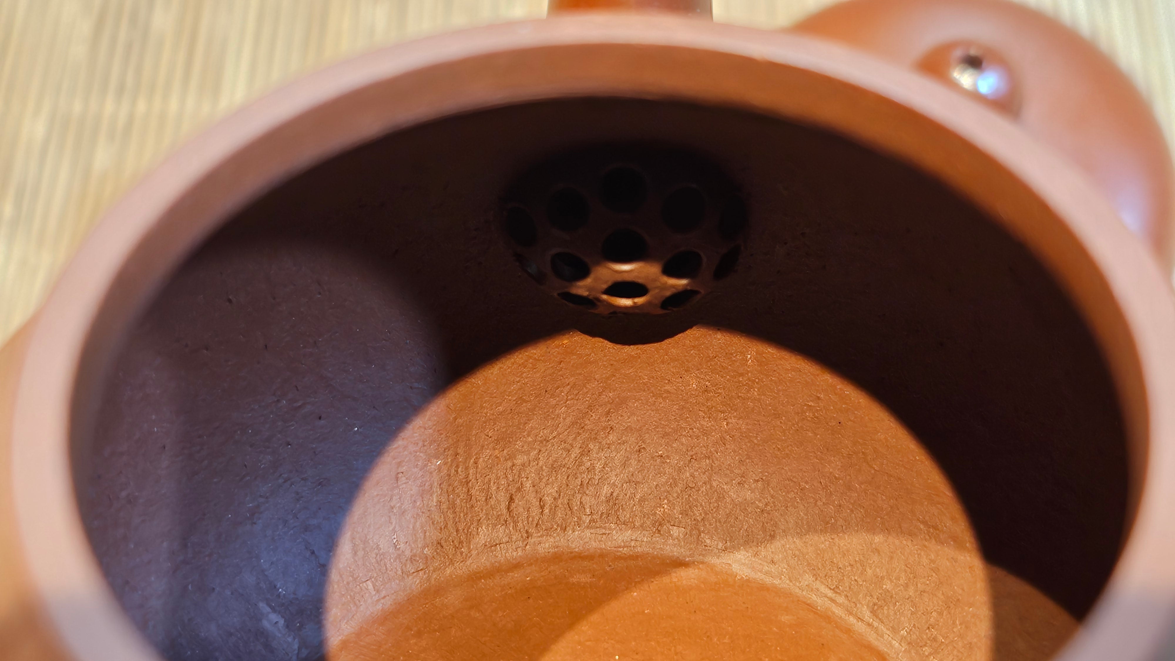 Li Xing 梨形, 170.3ml, Xiao Mei Yao Zhu Ni 小煤窑朱泥 by our Collaborative Craftsman Zhai Yi Yao 翟一耀。"竹韵茶香", 竹刻绘, Engraving of Bamboos and Calligraphy, by Craftsman Yi De Shu 一德书 ~ Congratulations to Mr M.P., 0019hrs 27th June 2025, Aurora, IL.