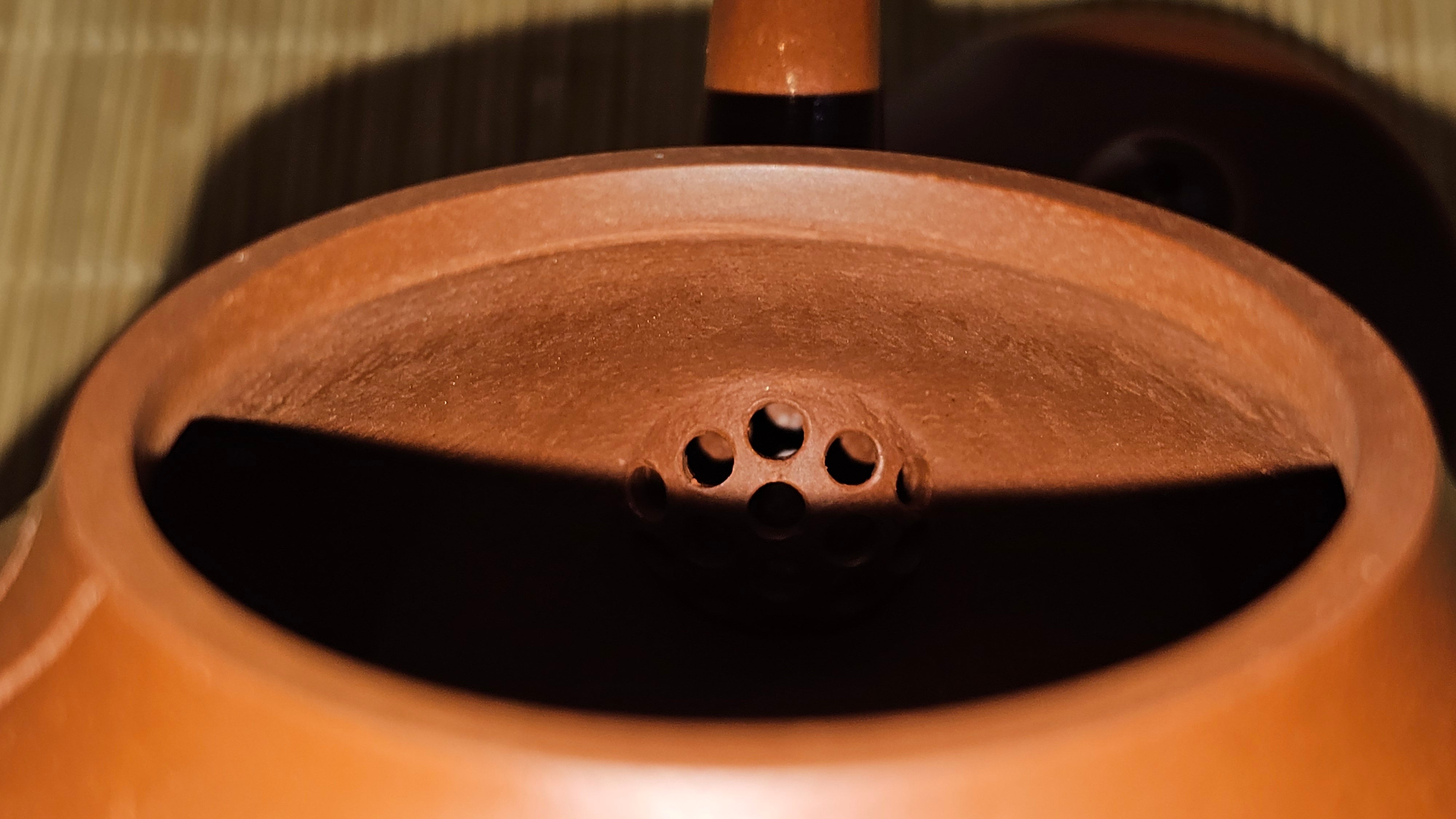 Li Xing 梨形, 170.3ml, Xiao Mei Yao Zhu Ni 小煤窑朱泥 by our Collaborative Craftsman Zhai Yi Yao 翟一耀。"竹韵茶香", 竹刻绘, Engraving of Bamboos and Calligraphy, by Craftsman Yi De Shu 一德书 ~ Congratulations to Mr M.P., 0019hrs 27th June 2025, Aurora, IL.