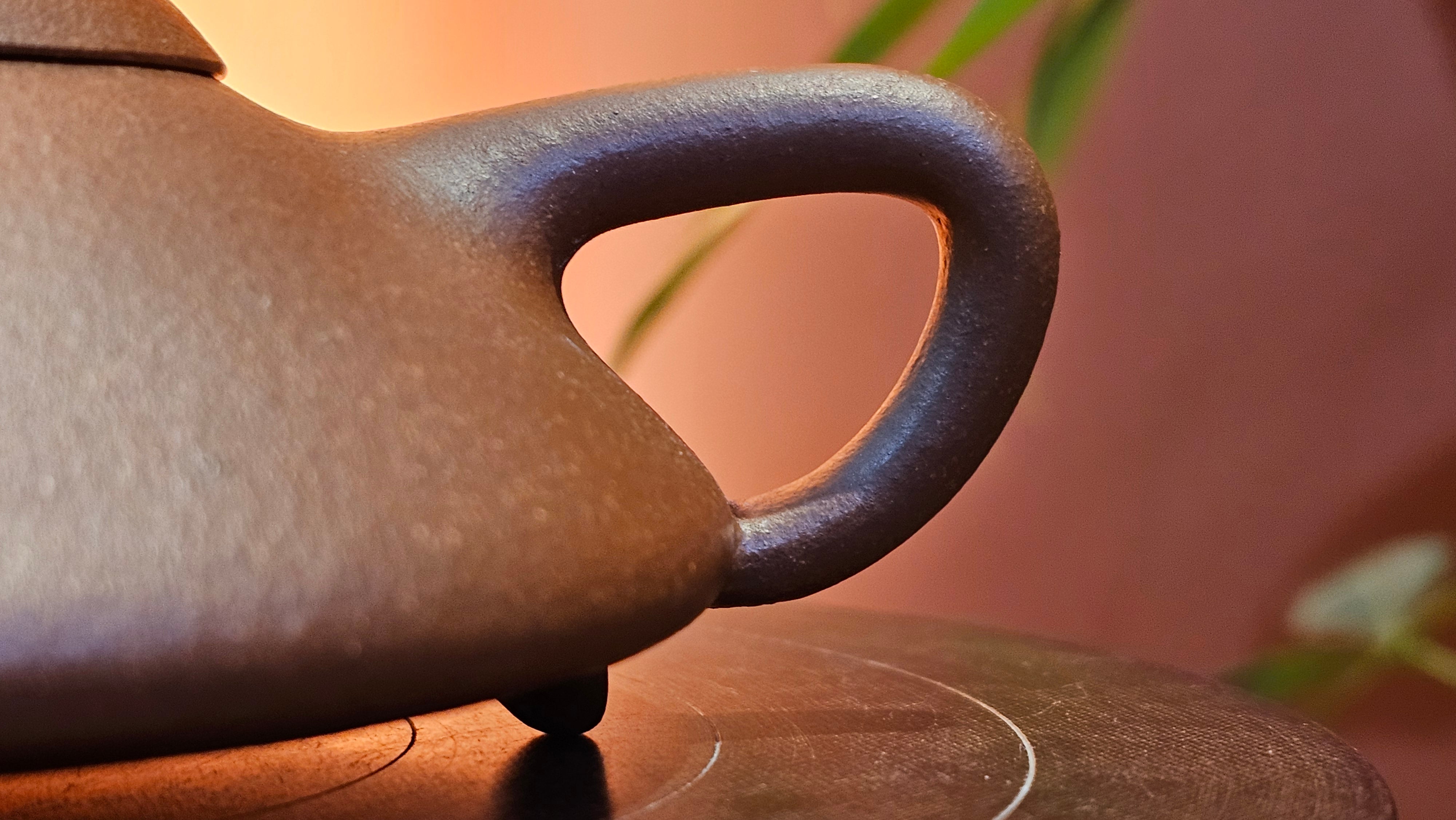 He Piao 合瓢, 155.9ml, Hong Jiang Po Ni 红降坡泥, by our Collaborative Craftsman Chen Gui Zhi 陈桂枝。(Red JiangPoNi is rarer than Yellow JiangPoNi, XiaoMeiYao ZhuNi & ZhaoZhuang ZhuNi) ~ Congratulations to Ms L., 0733hrs 30th May 2025, Katy, TX.