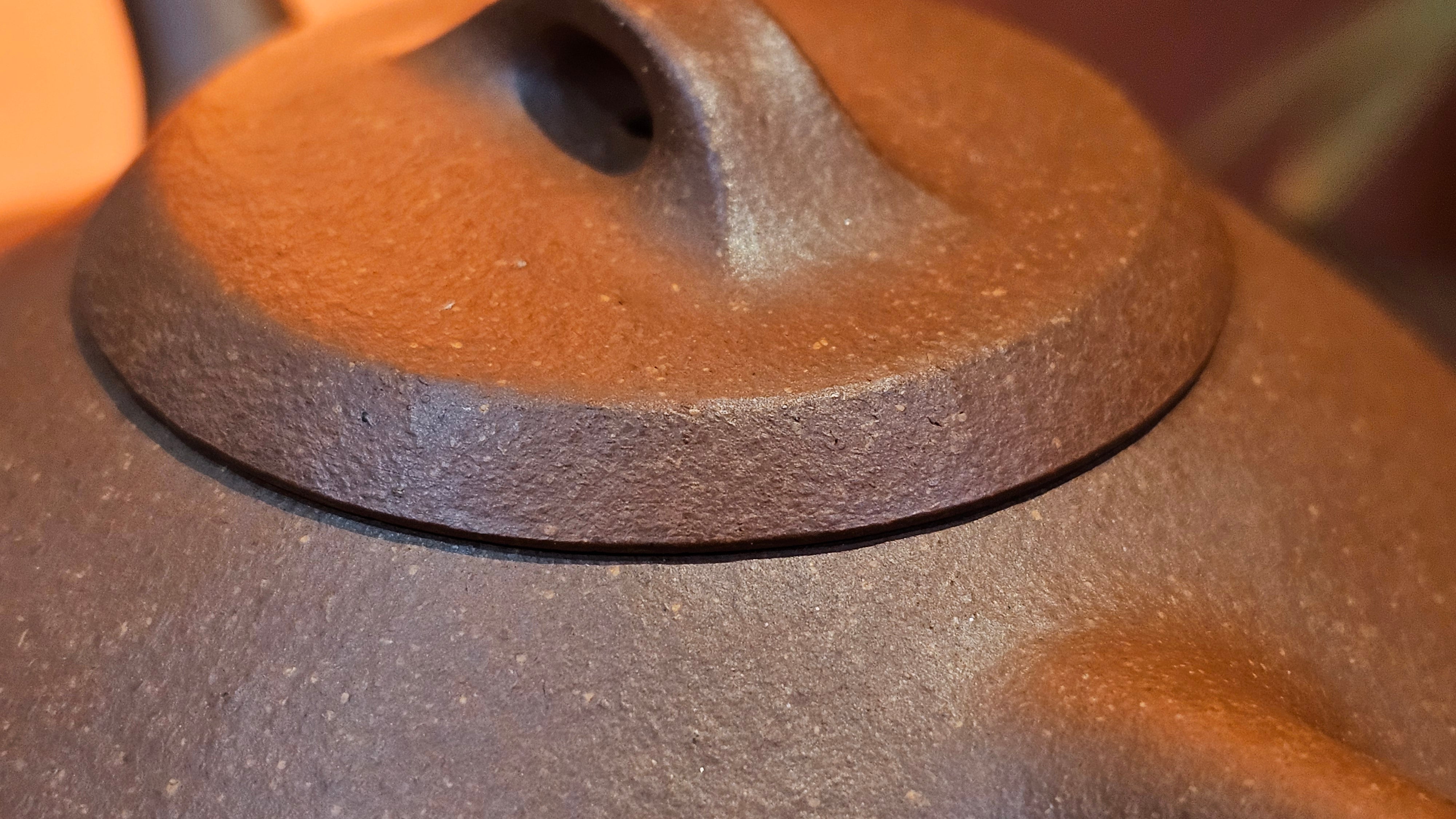 He Piao 合瓢, 155.9ml, Hong Jiang Po Ni 红降坡泥, by our Collaborative Craftsman Chen Gui Zhi 陈桂枝。(Red JiangPoNi is rarer than Yellow JiangPoNi, XiaoMeiYao ZhuNi & ZhaoZhuang ZhuNi) ~ Congratulations to Ms L., 0733hrs 30th May 2025, Katy, TX.