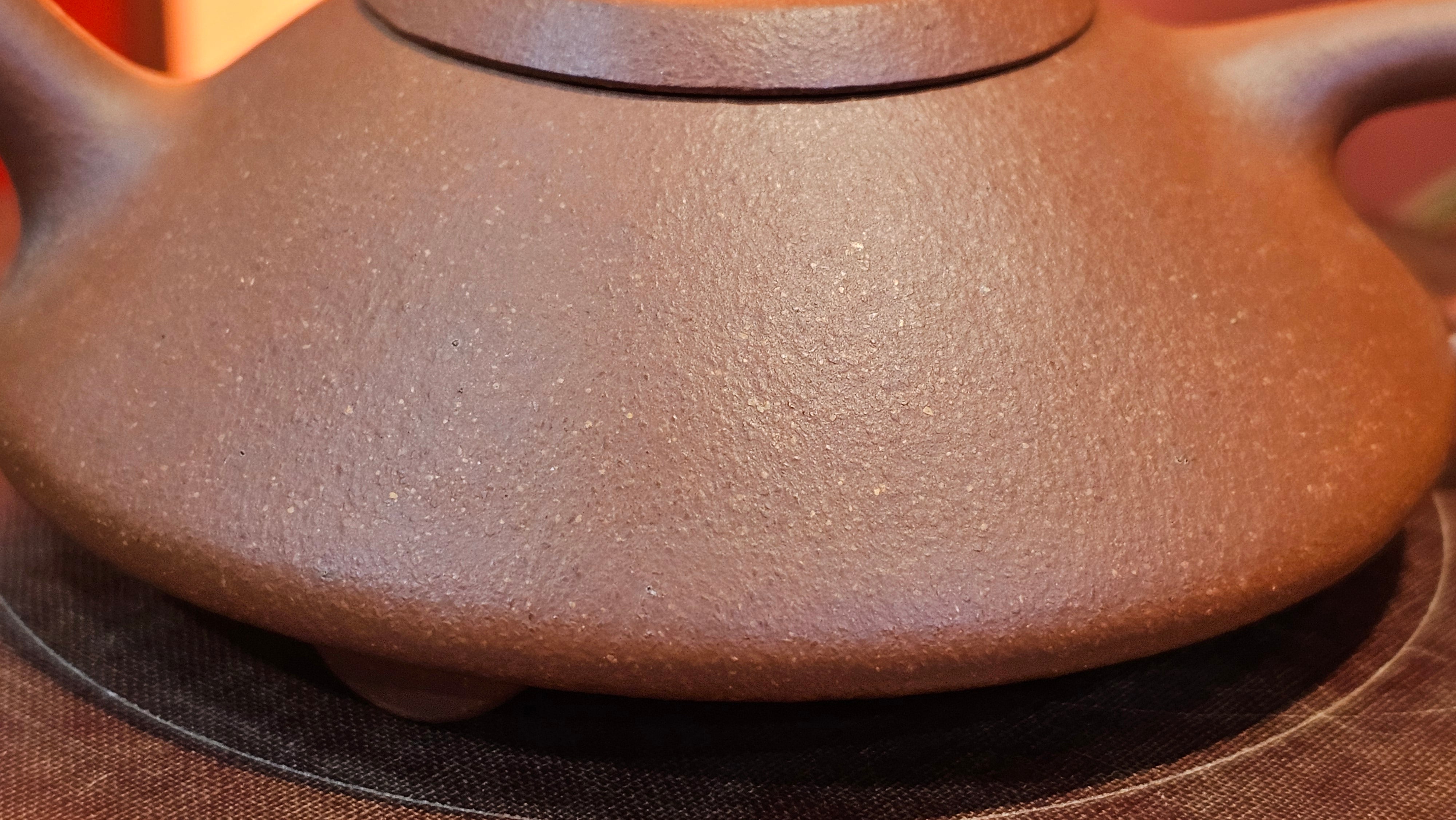 He Piao 合瓢, 155.9ml, Hong Jiang Po Ni 红降坡泥, by our Collaborative Craftsman Chen Gui Zhi 陈桂枝。(Red JiangPoNi is rarer than Yellow JiangPoNi, XiaoMeiYao ZhuNi & ZhaoZhuang ZhuNi) ~ Congratulations to Ms L., 0733hrs 30th May 2025, Katy, TX.