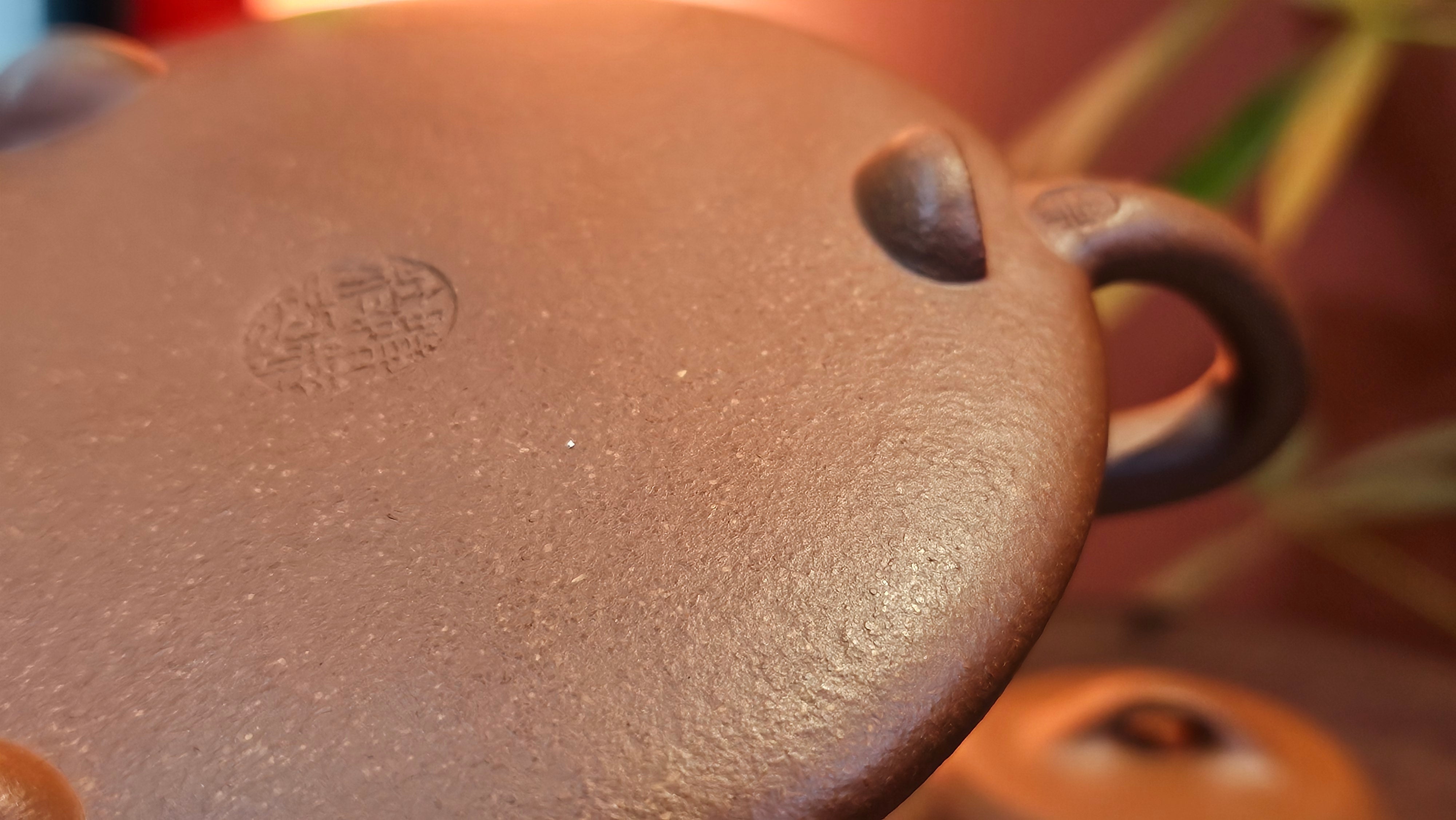 He Piao 合瓢, 155.9ml, Hong Jiang Po Ni 红降坡泥, by our Collaborative Craftsman Chen Gui Zhi 陈桂枝。(Red JiangPoNi is rarer than Yellow JiangPoNi, XiaoMeiYao ZhuNi & ZhaoZhuang ZhuNi) ~ Congratulations to Ms L., 0733hrs 30th May 2025, Katy, TX.