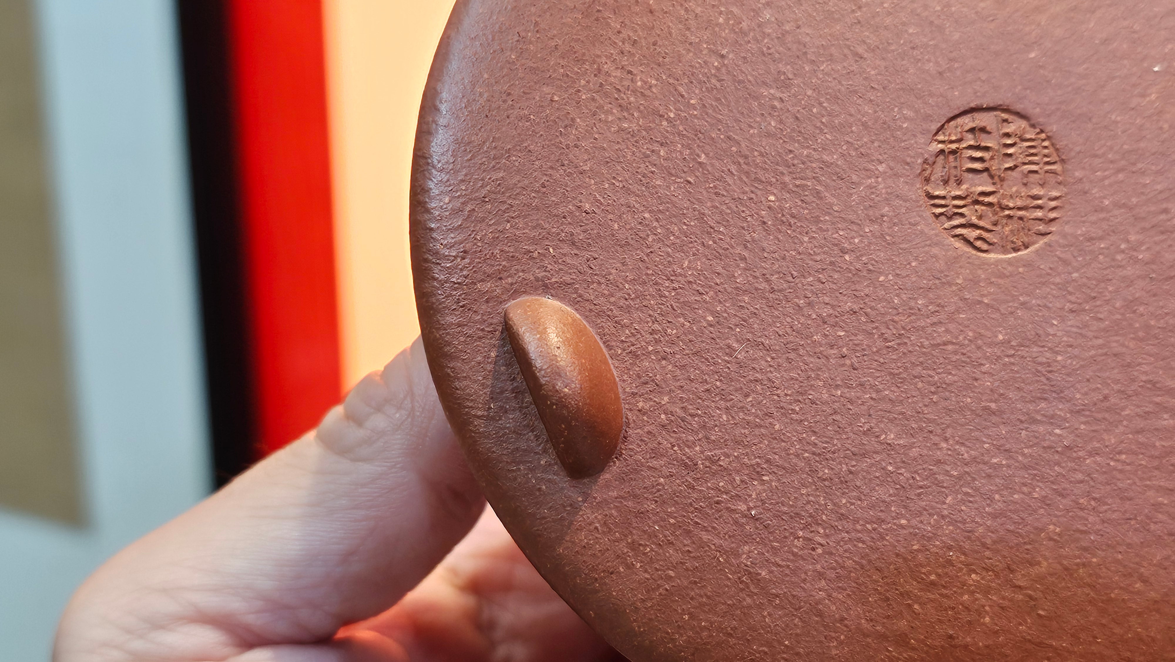 He Piao 合瓢, 155.9ml, Hong Jiang Po Ni 红降坡泥, by our Collaborative Craftsman Chen Gui Zhi 陈桂枝。(Red JiangPoNi is rarer than Yellow JiangPoNi, XiaoMeiYao ZhuNi & ZhaoZhuang ZhuNi) ~ Congratulations to Ms L., 0733hrs 30th May 2025, Katy, TX.