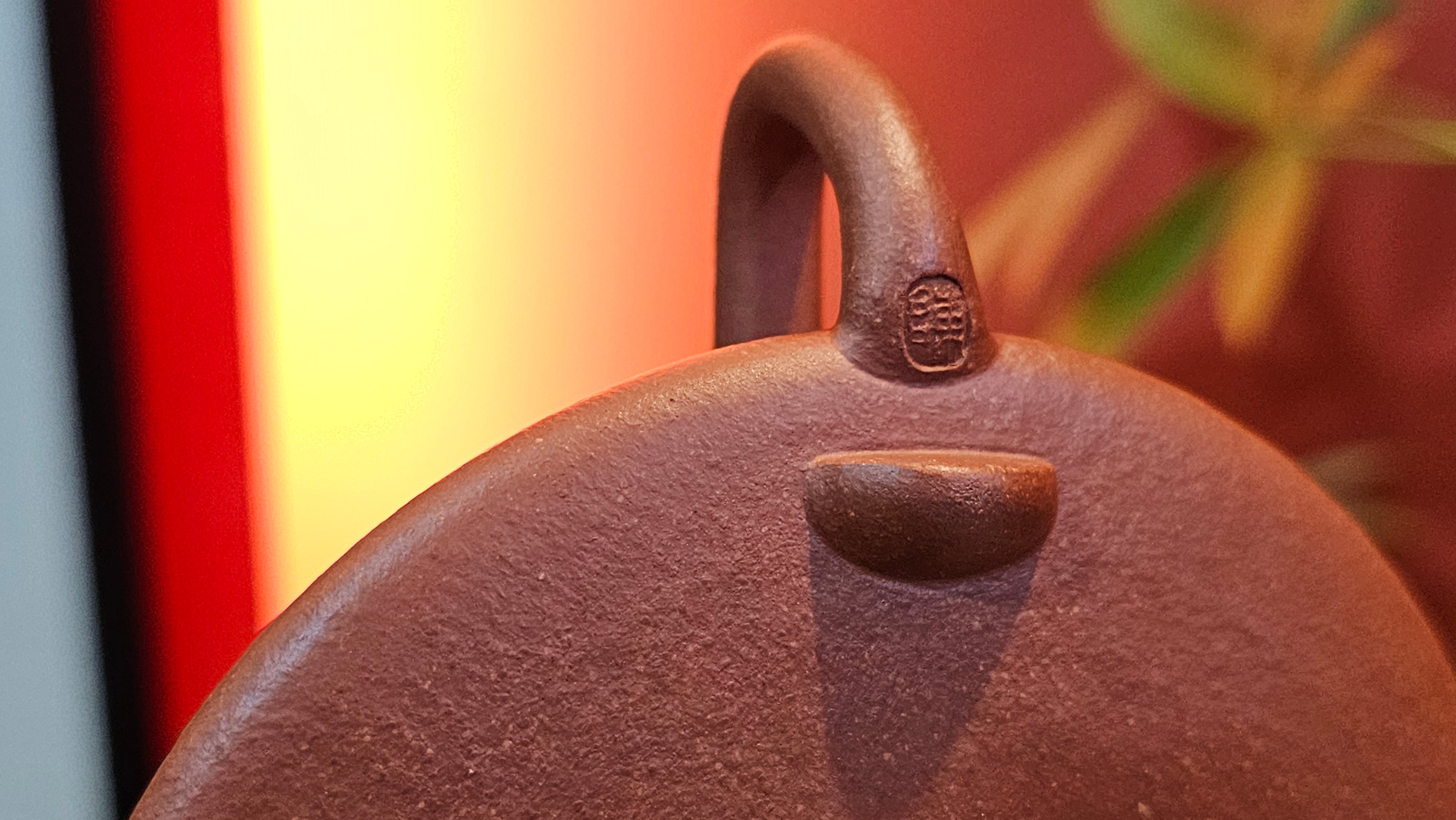 He Piao 合瓢, 155.9ml, Hong Jiang Po Ni 红降坡泥, by our Collaborative Craftsman Chen Gui Zhi 陈桂枝。(Red JiangPoNi is rarer than Yellow JiangPoNi, XiaoMeiYao ZhuNi & ZhaoZhuang ZhuNi) ~ Congratulations to Ms L., 0733hrs 30th May 2025, Katy, TX.