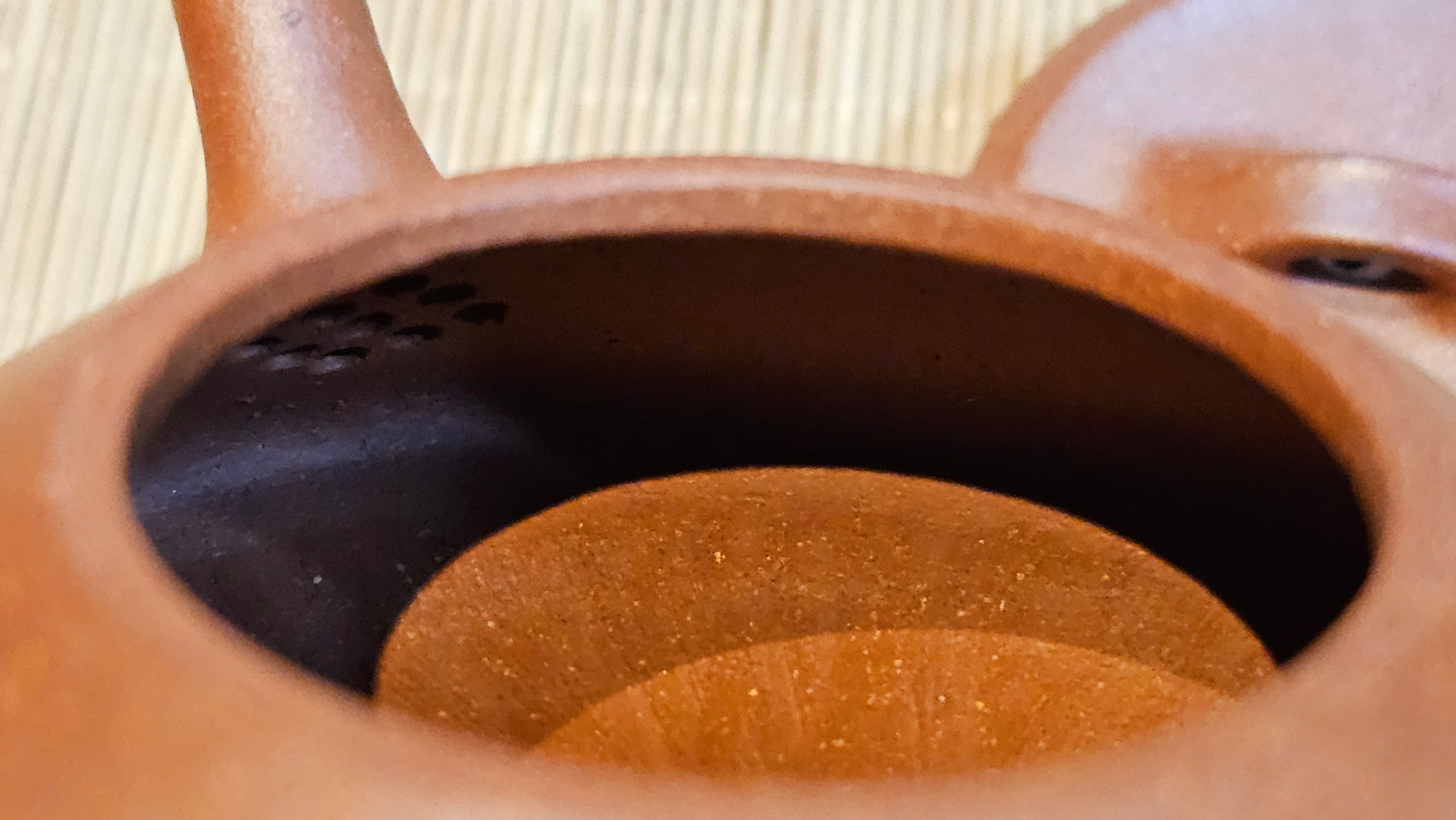 He Piao 合瓢, 155.9ml, Hong Jiang Po Ni 红降坡泥, by our Collaborative Craftsman Chen Gui Zhi 陈桂枝。(Red JiangPoNi is rarer than Yellow JiangPoNi, XiaoMeiYao ZhuNi & ZhaoZhuang ZhuNi) ~ Congratulations to Ms L., 0733hrs 30th May 2025, Katy, TX.