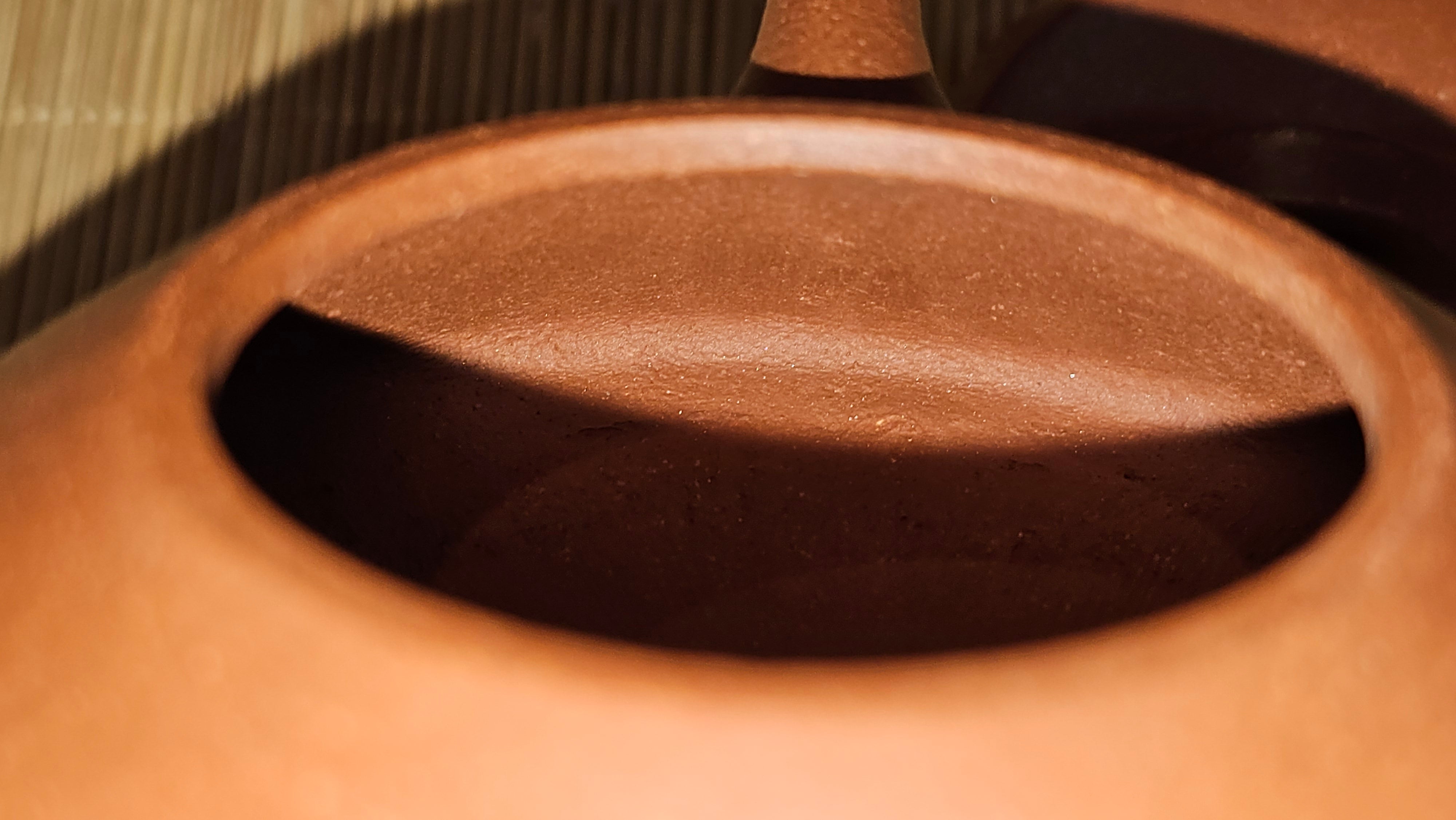 He Piao 合瓢, 155.9ml, Hong Jiang Po Ni 红降坡泥, by our Collaborative Craftsman Chen Gui Zhi 陈桂枝。(Red JiangPoNi is rarer than Yellow JiangPoNi, XiaoMeiYao ZhuNi & ZhaoZhuang ZhuNi) ~ Congratulations to Ms L., 0733hrs 30th May 2025, Katy, TX.