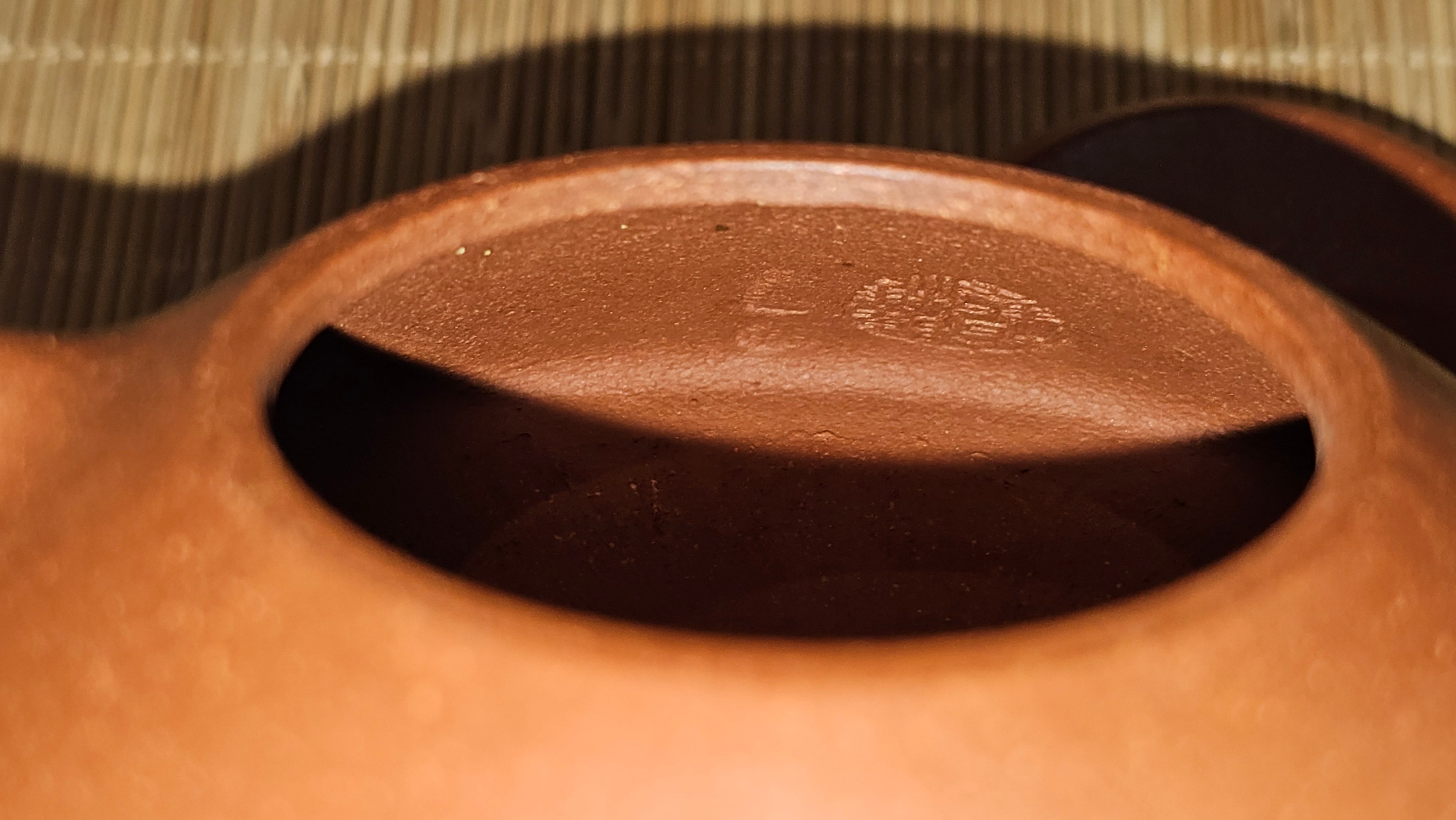 He Piao 合瓢, 155.9ml, Hong Jiang Po Ni 红降坡泥, by our Collaborative Craftsman Chen Gui Zhi 陈桂枝。(Red JiangPoNi is rarer than Yellow JiangPoNi, XiaoMeiYao ZhuNi & ZhaoZhuang ZhuNi) ~ Congratulations to Ms L., 0733hrs 30th May 2025, Katy, TX.