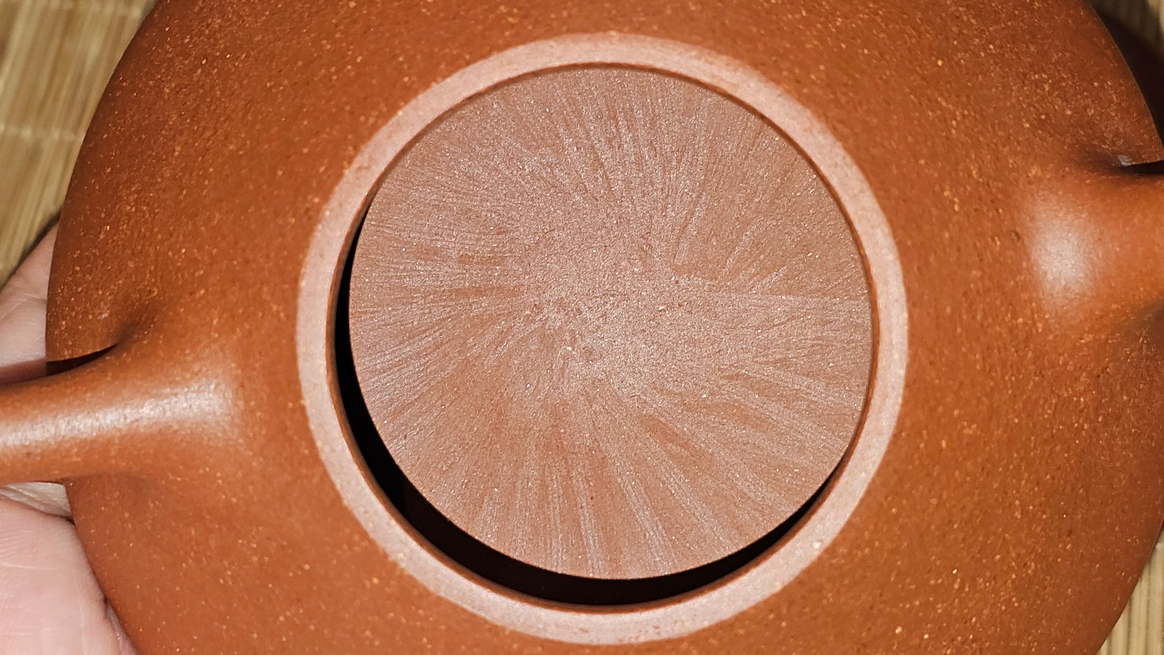 He Piao 合瓢, 155.9ml, Hong Jiang Po Ni 红降坡泥, by our Collaborative Craftsman Chen Gui Zhi 陈桂枝。(Red JiangPoNi is rarer than Yellow JiangPoNi, XiaoMeiYao ZhuNi & ZhaoZhuang ZhuNi) ~ Congratulations to Ms L., 0733hrs 30th May 2025, Katy, TX.