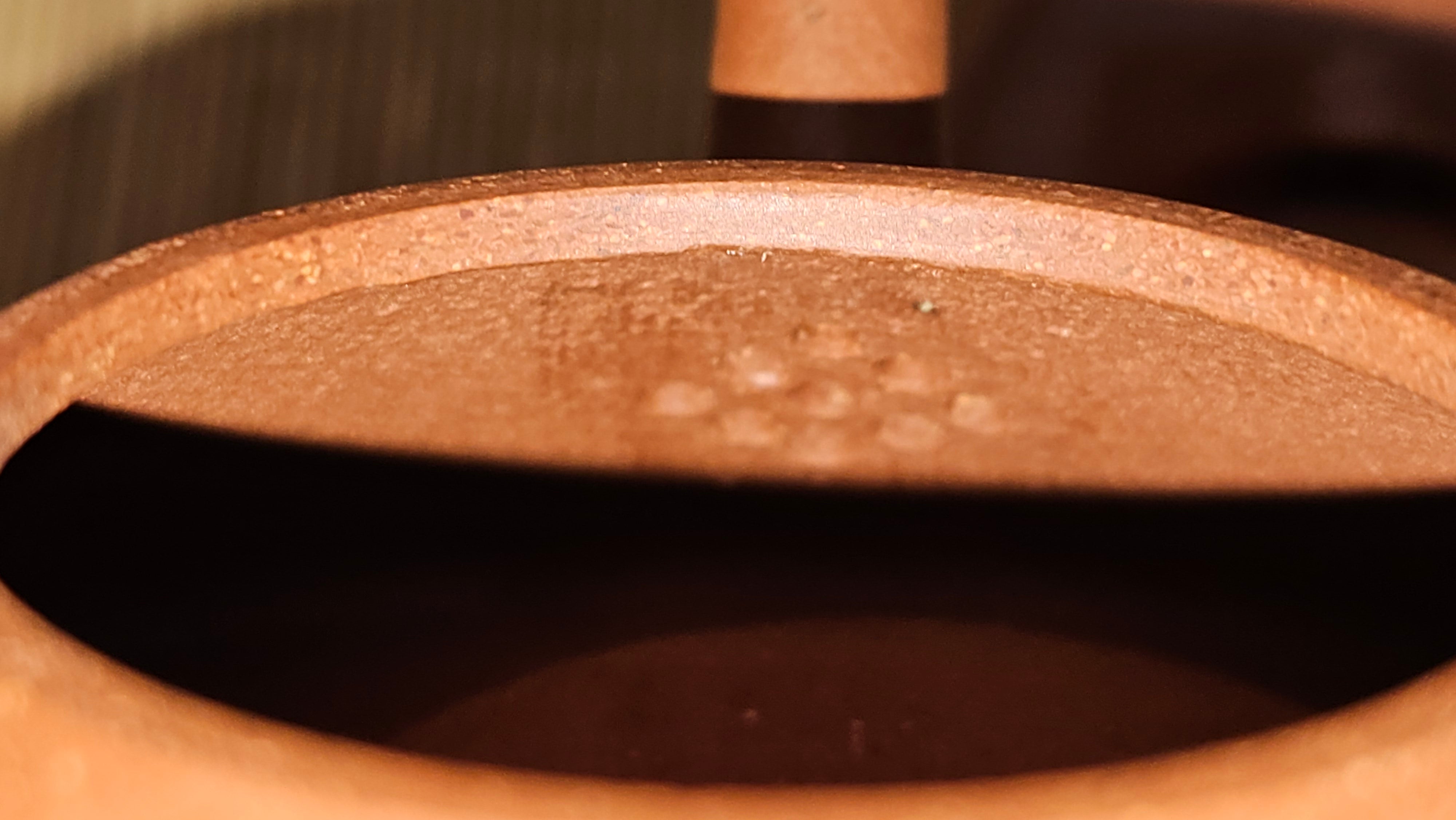 He Piao 合瓢, 155.9ml, Hong Jiang Po Ni 红降坡泥, by our Collaborative Craftsman Chen Gui Zhi 陈桂枝。(Red JiangPoNi is rarer than Yellow JiangPoNi, XiaoMeiYao ZhuNi & ZhaoZhuang ZhuNi) ~ Congratulations to Ms L., 0733hrs 30th May 2025, Katy, TX.