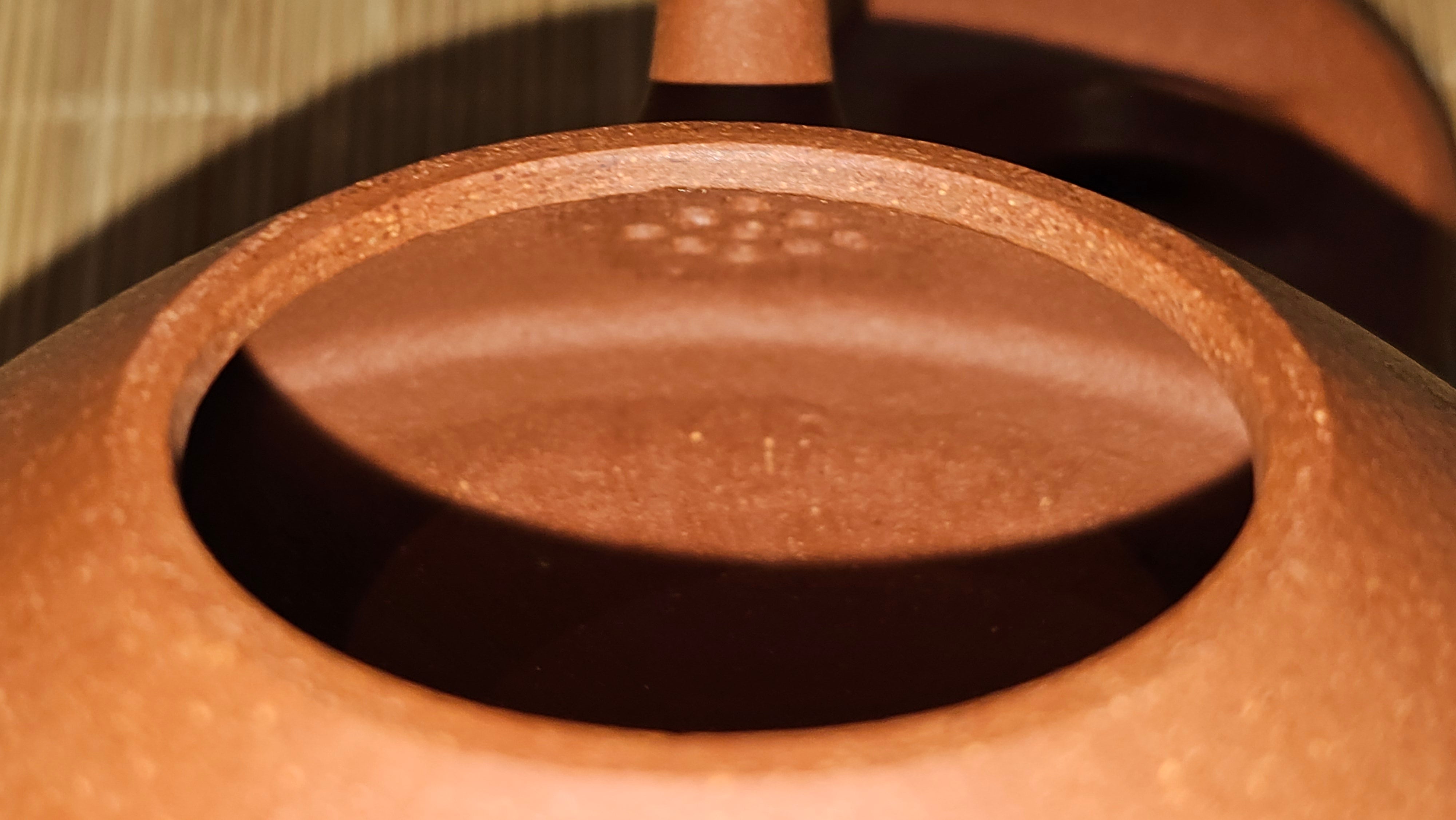 He Piao 合瓢, 155.9ml, Hong Jiang Po Ni 红降坡泥, by our Collaborative Craftsman Chen Gui Zhi 陈桂枝。(Red JiangPoNi is rarer than Yellow JiangPoNi, XiaoMeiYao ZhuNi & ZhaoZhuang ZhuNi) ~ Congratulations to Ms L., 0733hrs 30th May 2025, Katy, TX.