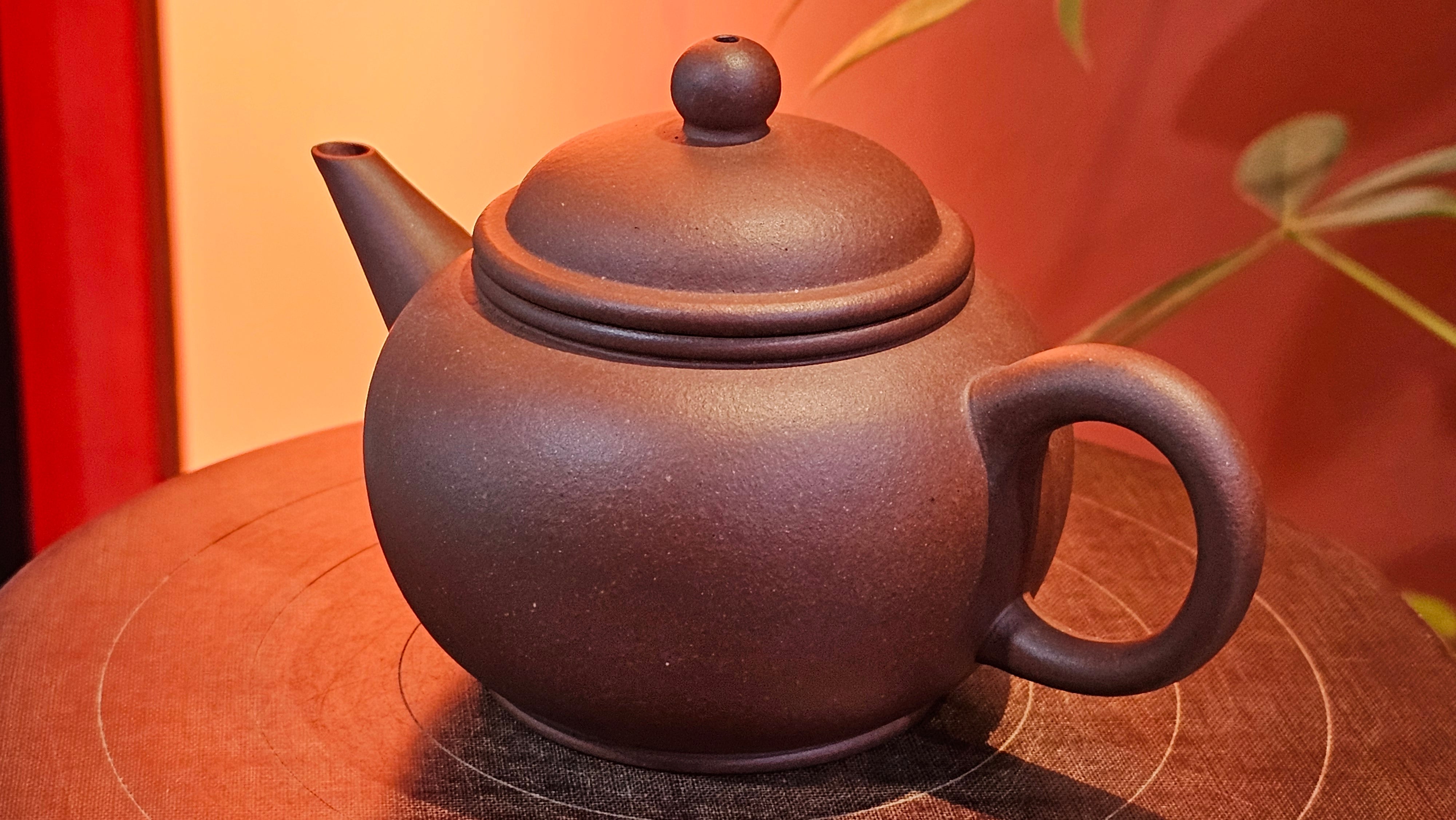 Shui Ping 水平, 170.5ml, Di Cao Qing Zi Ni 底槽青紫泥, by Craftsman Zhao Huai Xu 赵怀须 ~ Congratulations to Mr T.A., 1112hrs 31st May 2025, Samorin, Slovakia 🇸🇰.