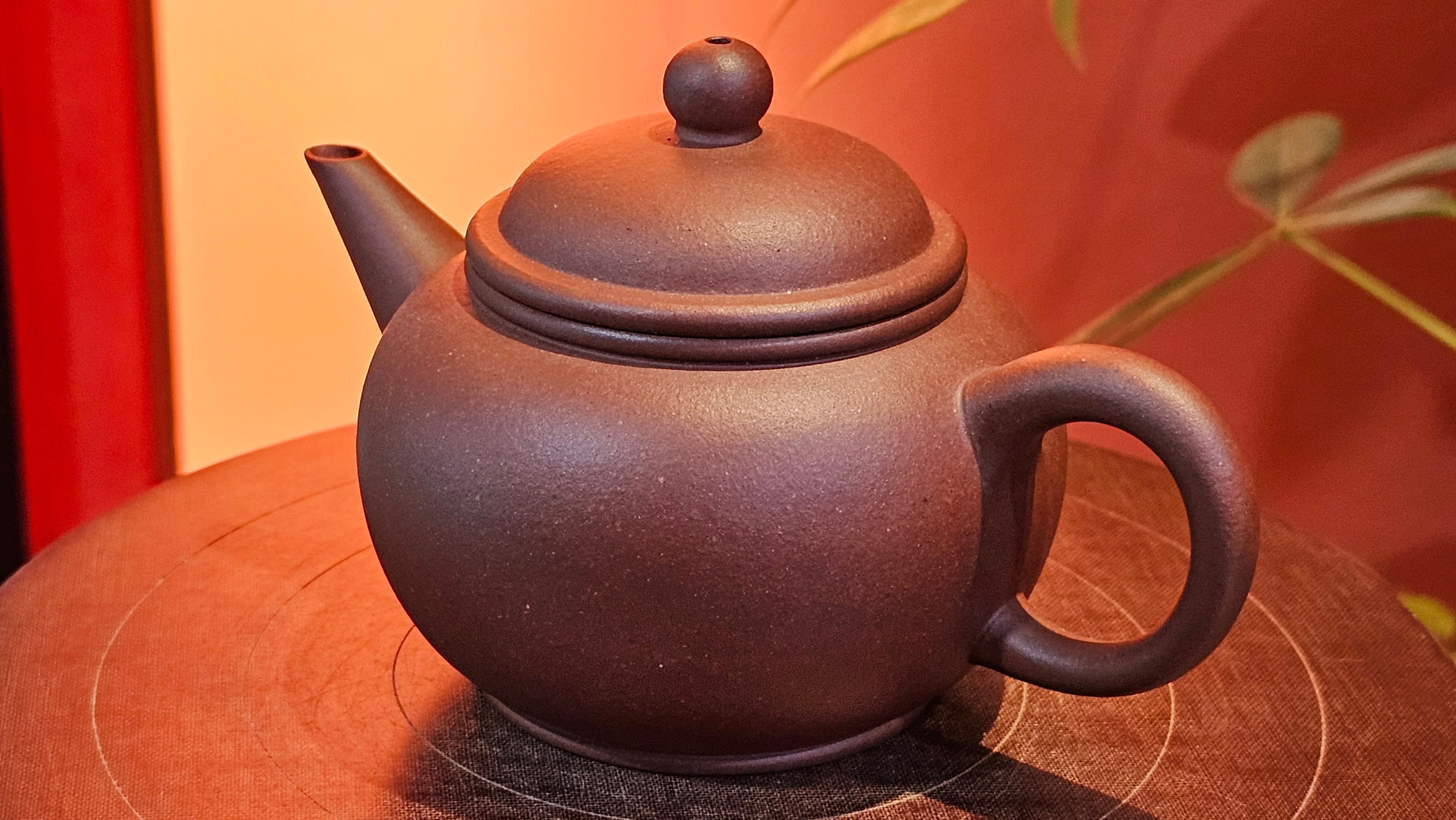 Shui Ping 水平, 170.5ml, Di Cao Qing Zi Ni 底槽青紫泥, by Craftsman Zhao Huai Xu 赵怀须 ~ Congratulations to Mr T.A., 1112hrs 31st May 2025, Samorin, Slovakia 🇸🇰.